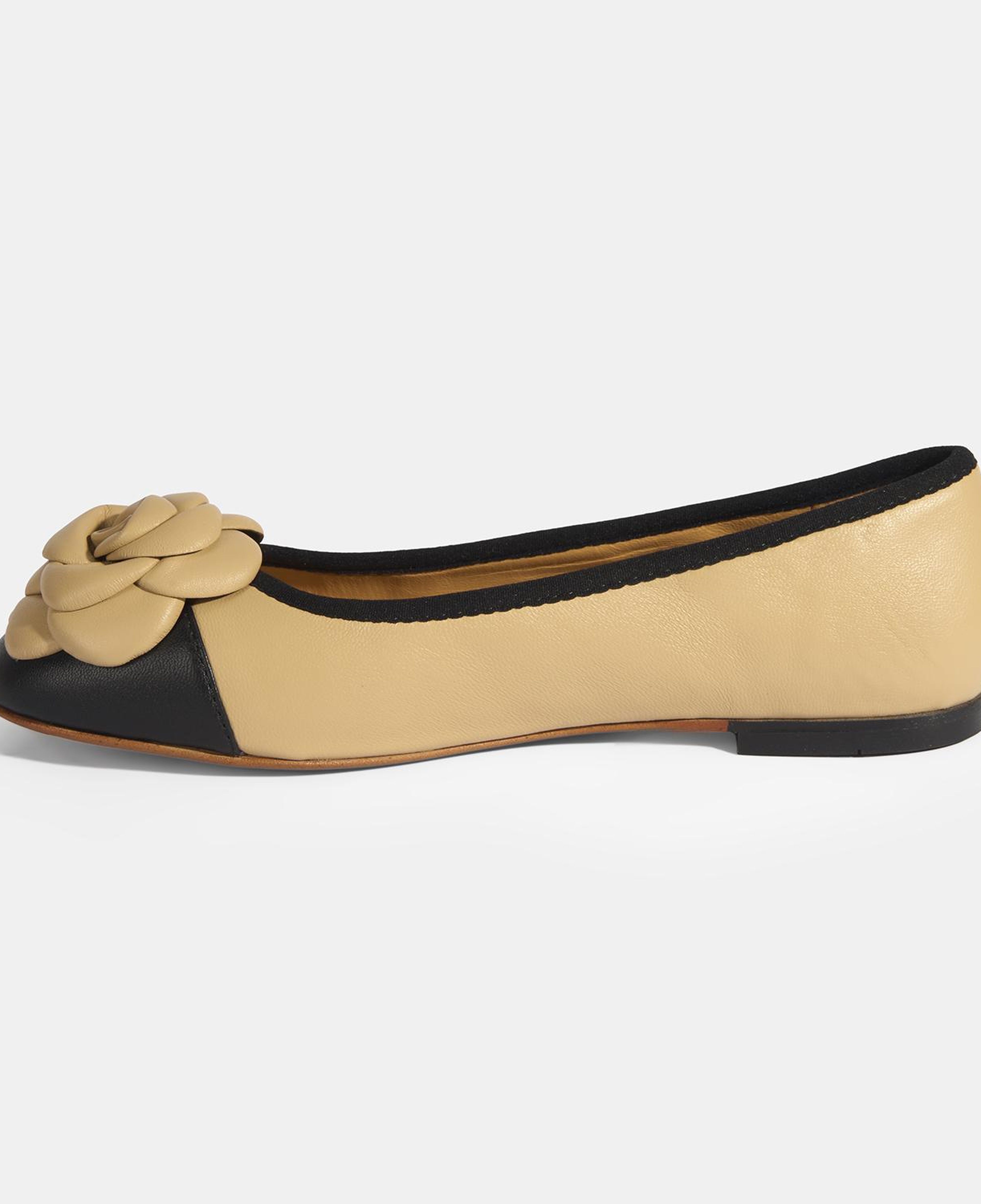 Kadın Ten Aksesuar Detaylı Deri Babet