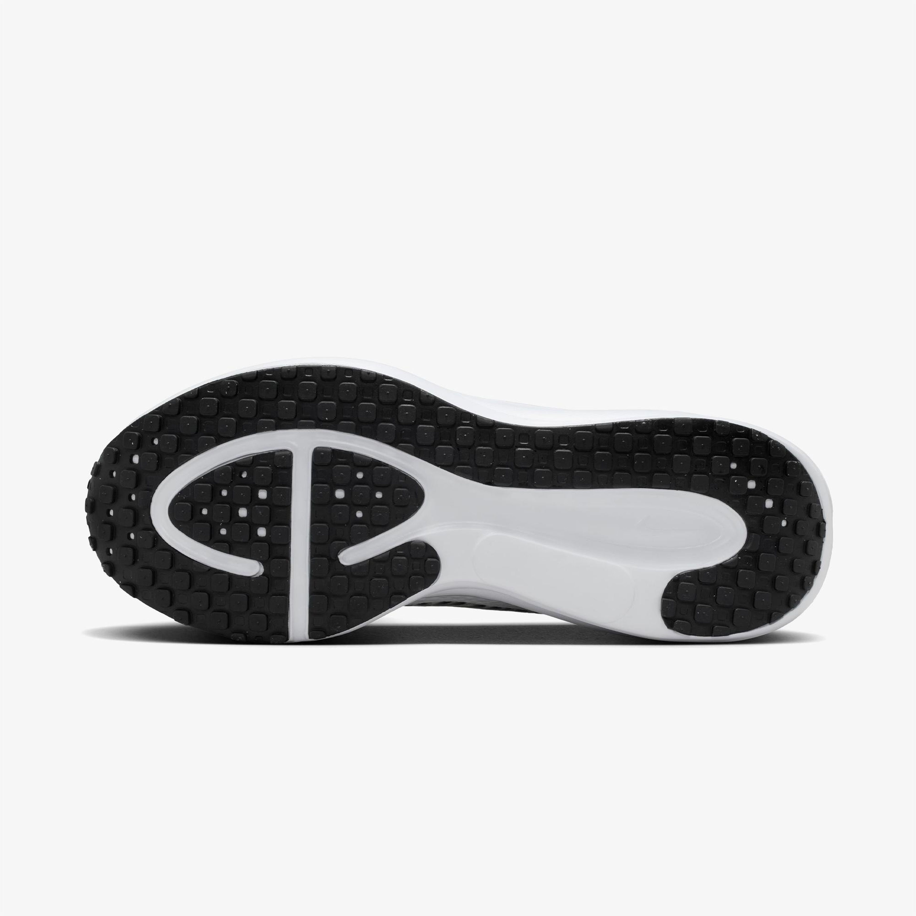 Nike Revolution 8 Kadın Beyaz Koşu Ayakkabısı