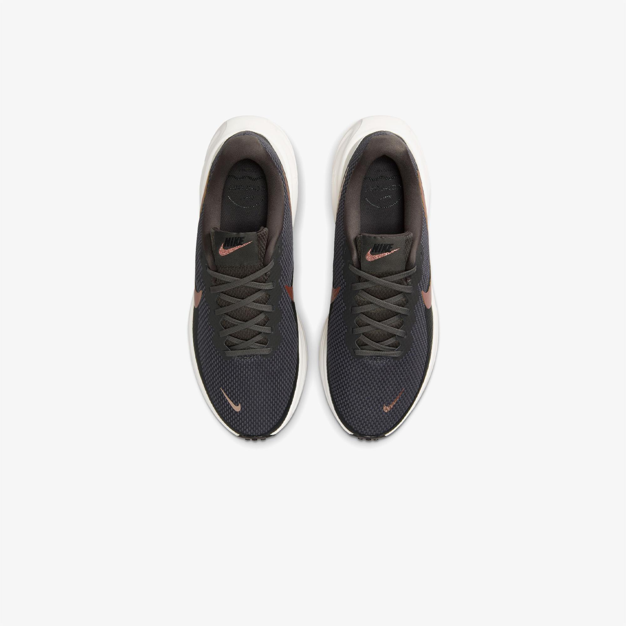 Nike Revolution 8 Kadın Gri Koşu Ayakkabısı