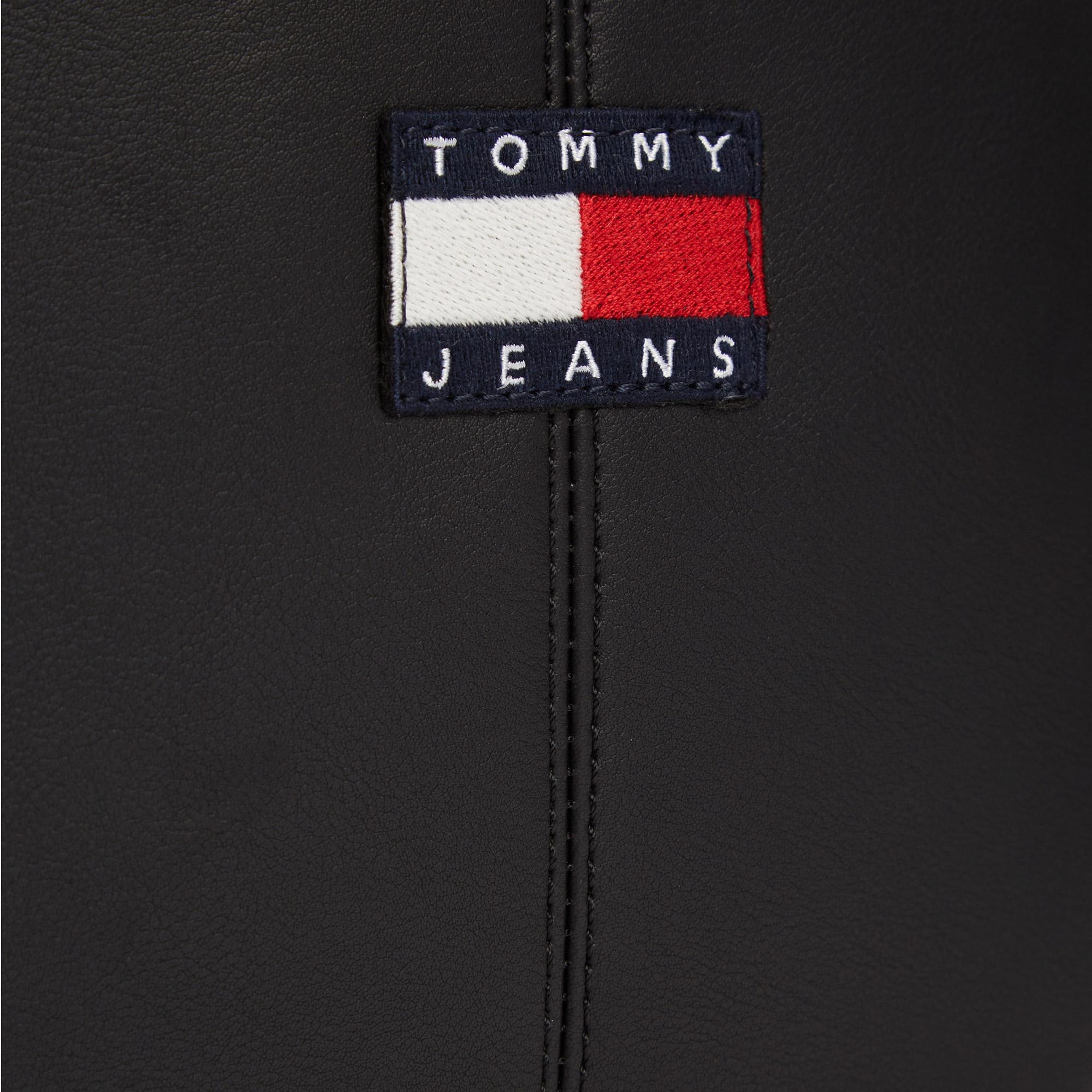 Tommy Hilfiger Essential Daily Erkek Siyah Çapraz Çanta