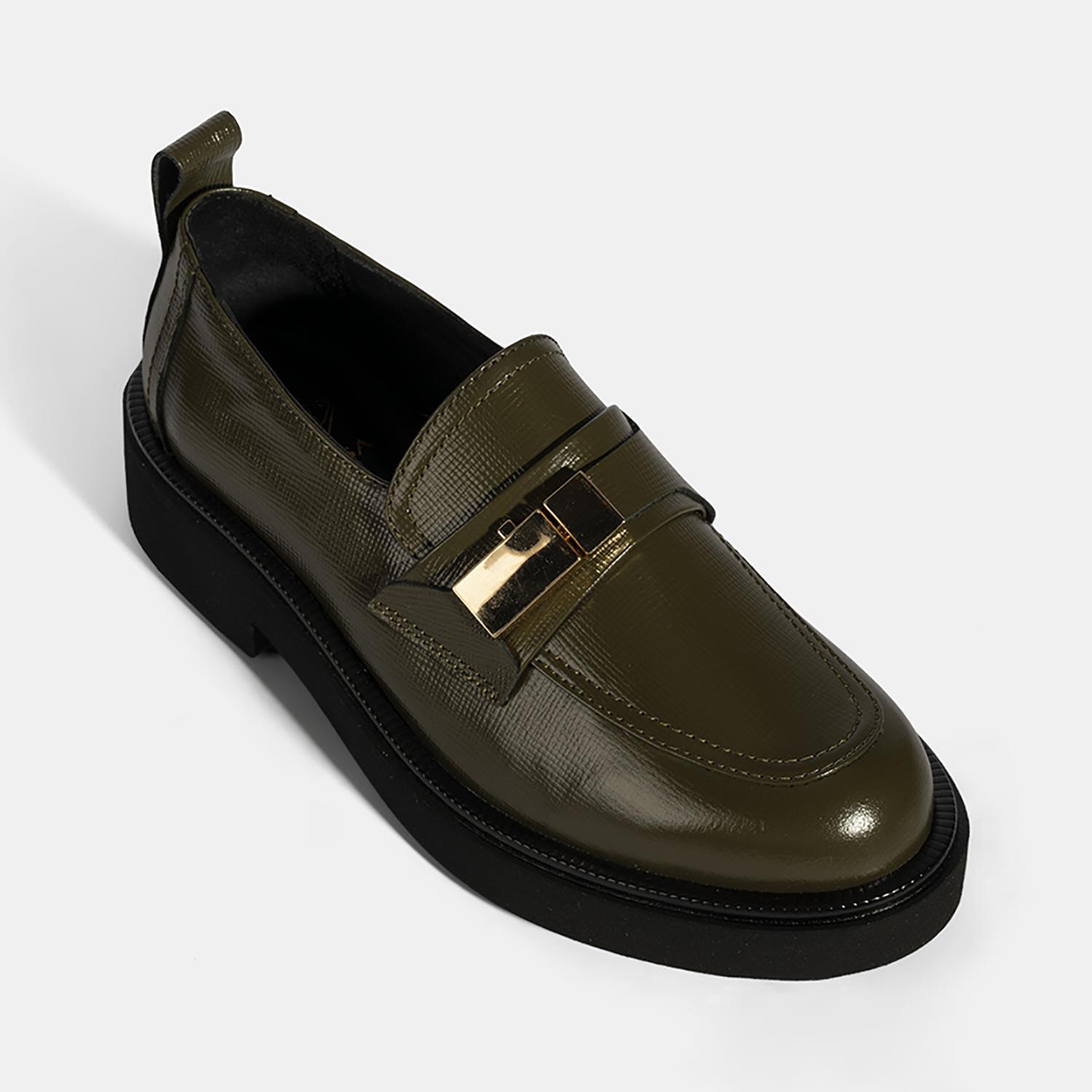 Kadın Yeşil Metal Toka Aksesuarlı Deri Loafer