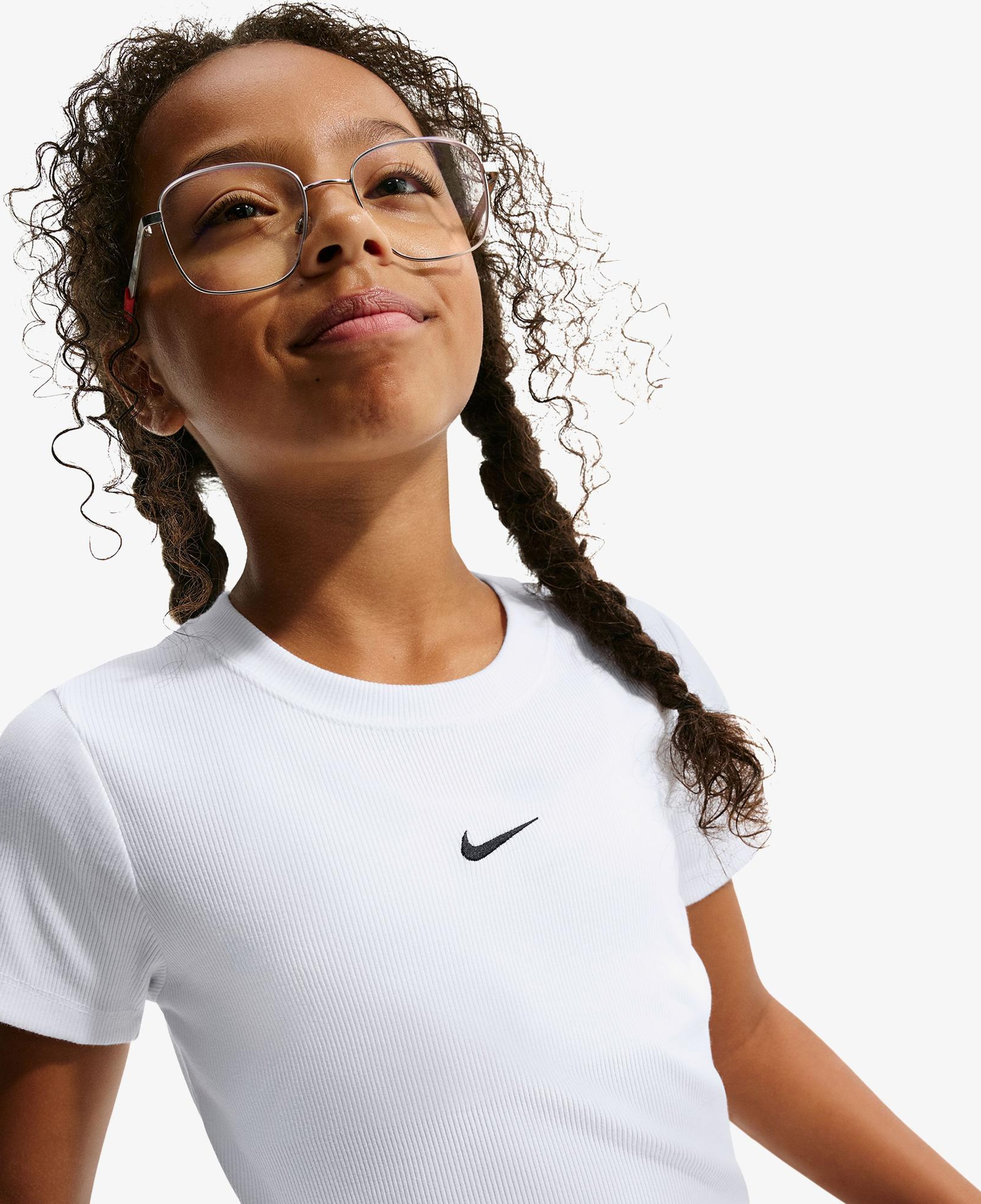 Nike Sportswear Çocuk Beyaz Crop T-Shirt