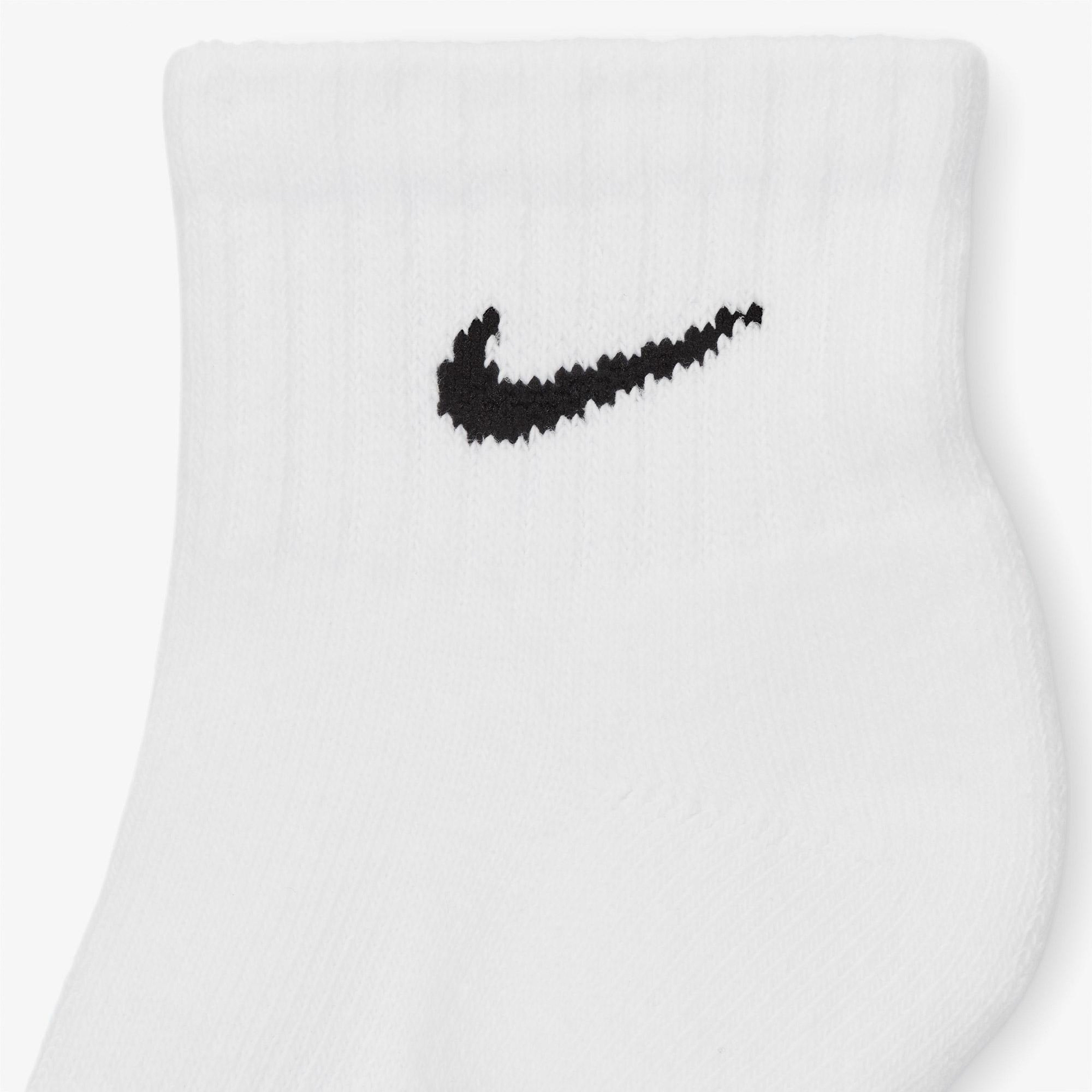 Nike Everyday Cush 6' lı Çocuk Beyaz Çorap