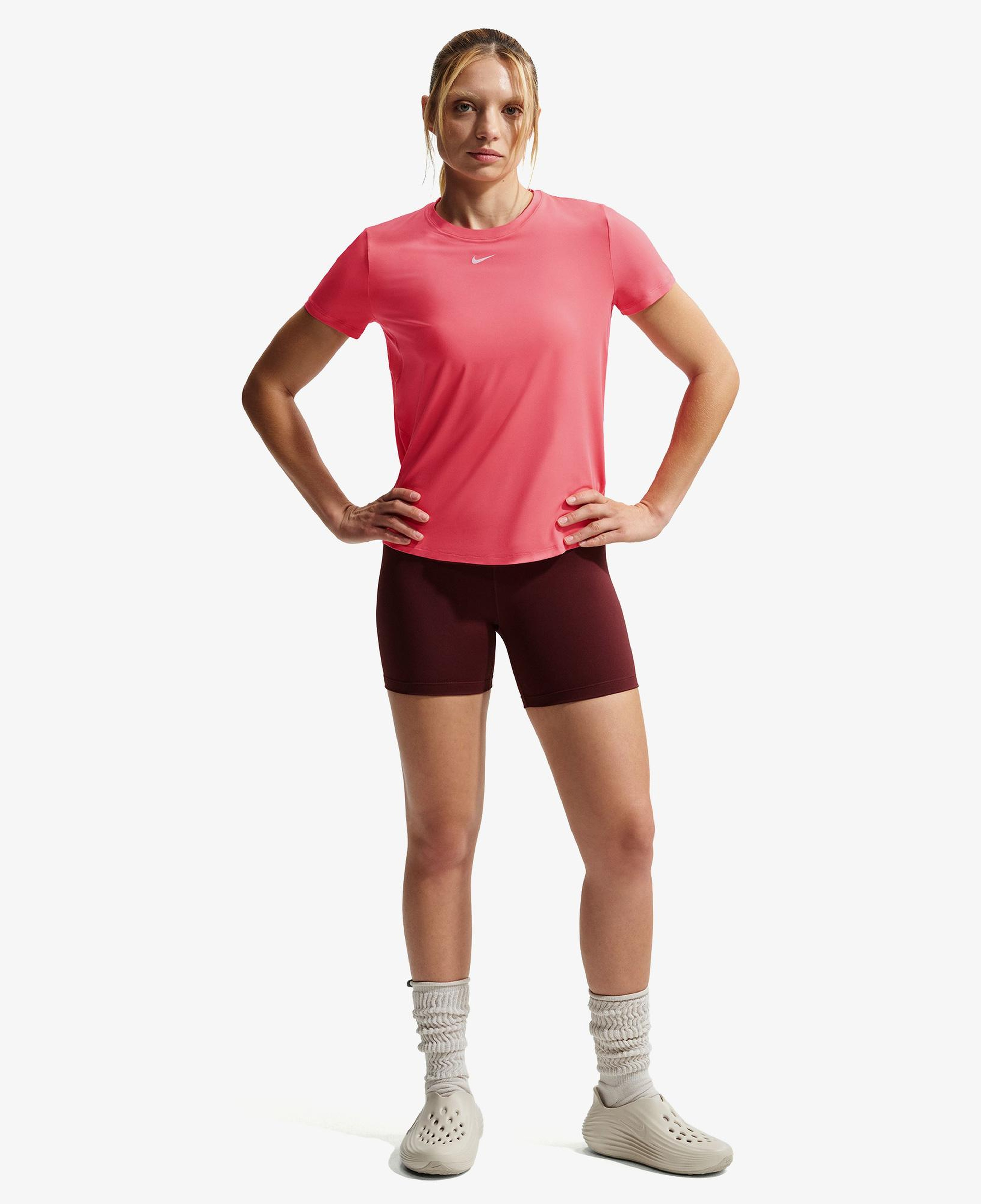 Nike One Classic Dri-Fit Kadın Pembe T-Shirt