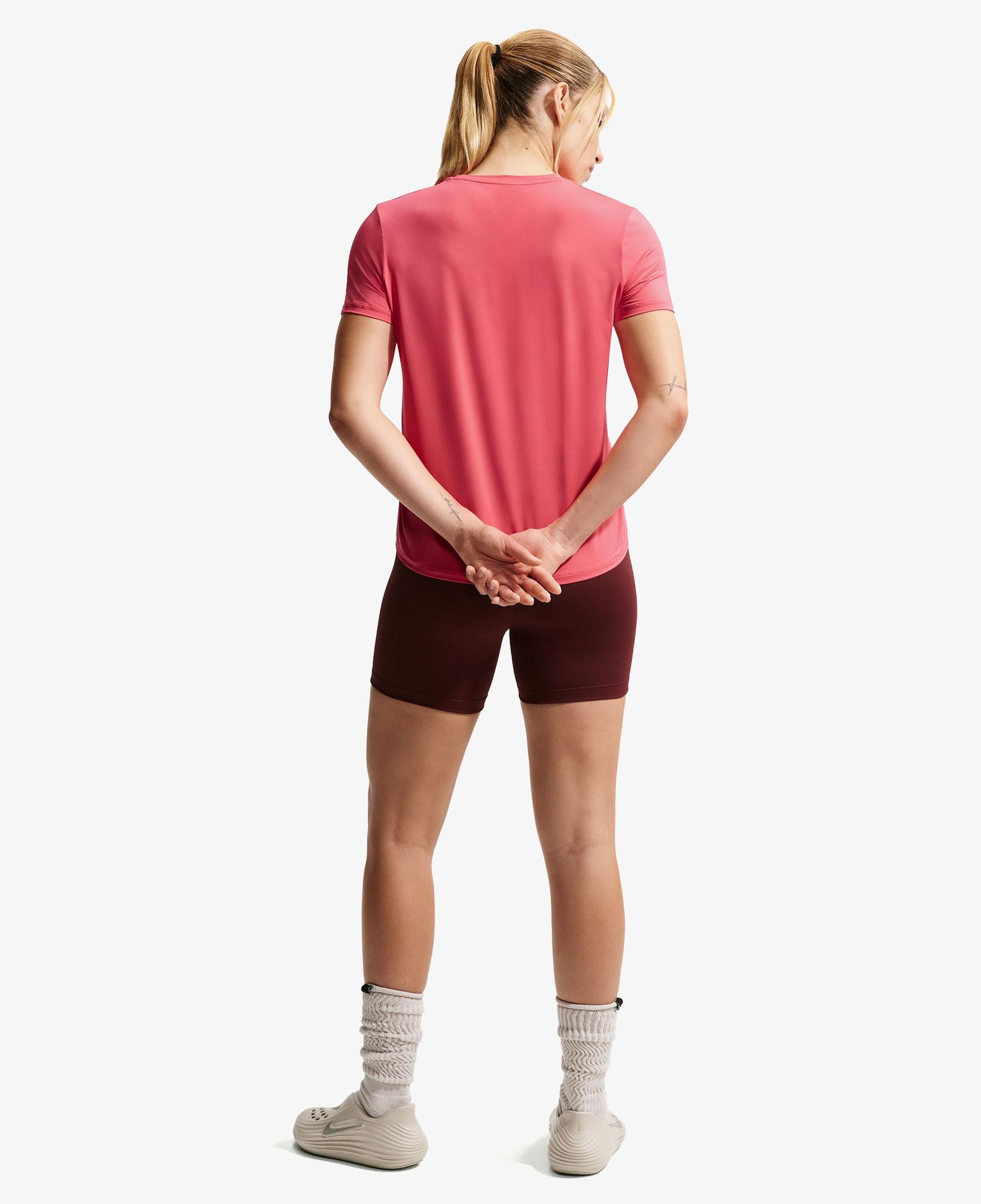 Nike One Classic Dri-Fit Kadın Pembe T-Shirt