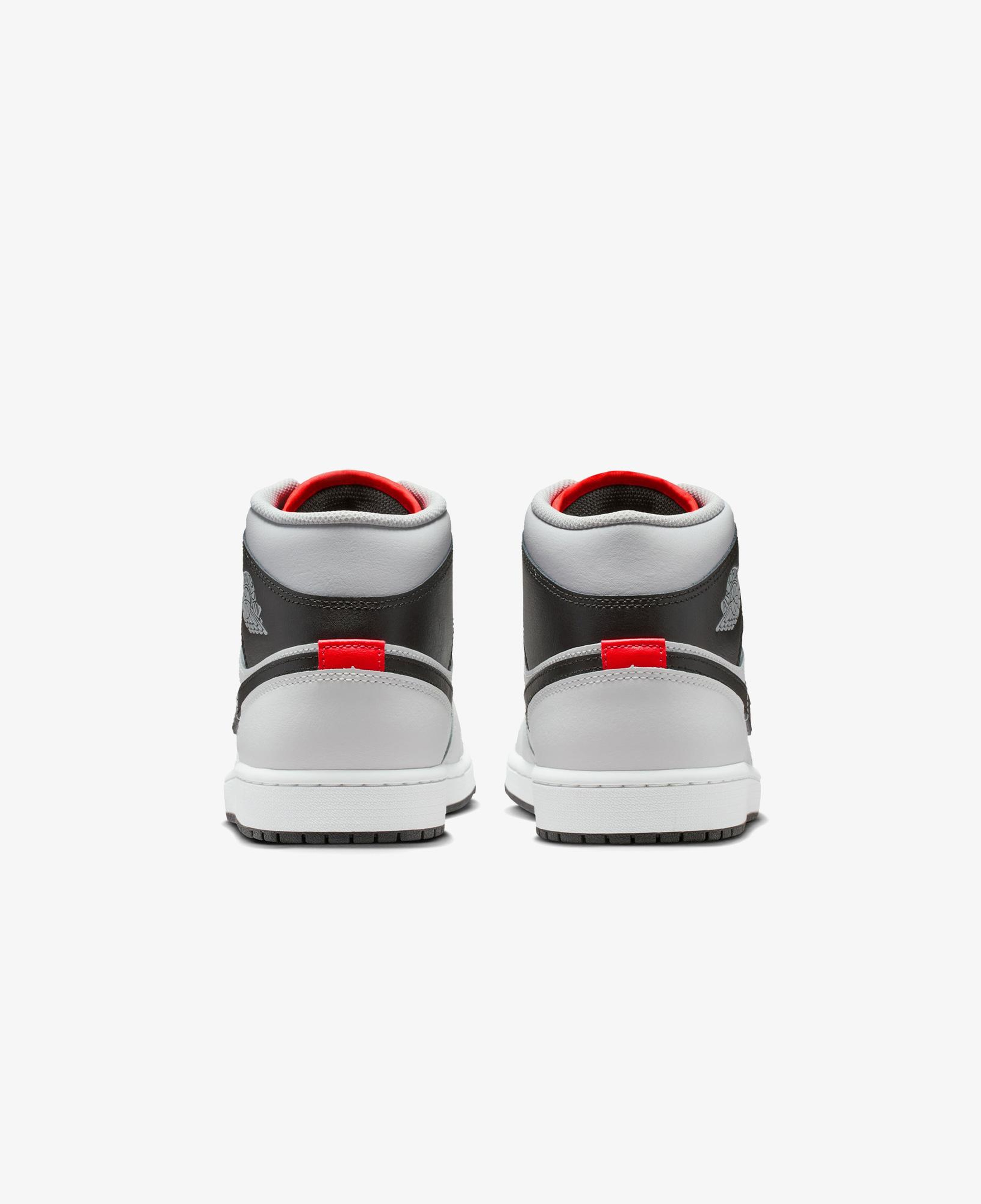Jordan Air 1 Mid Erkek Gri Spor Ayakkabı