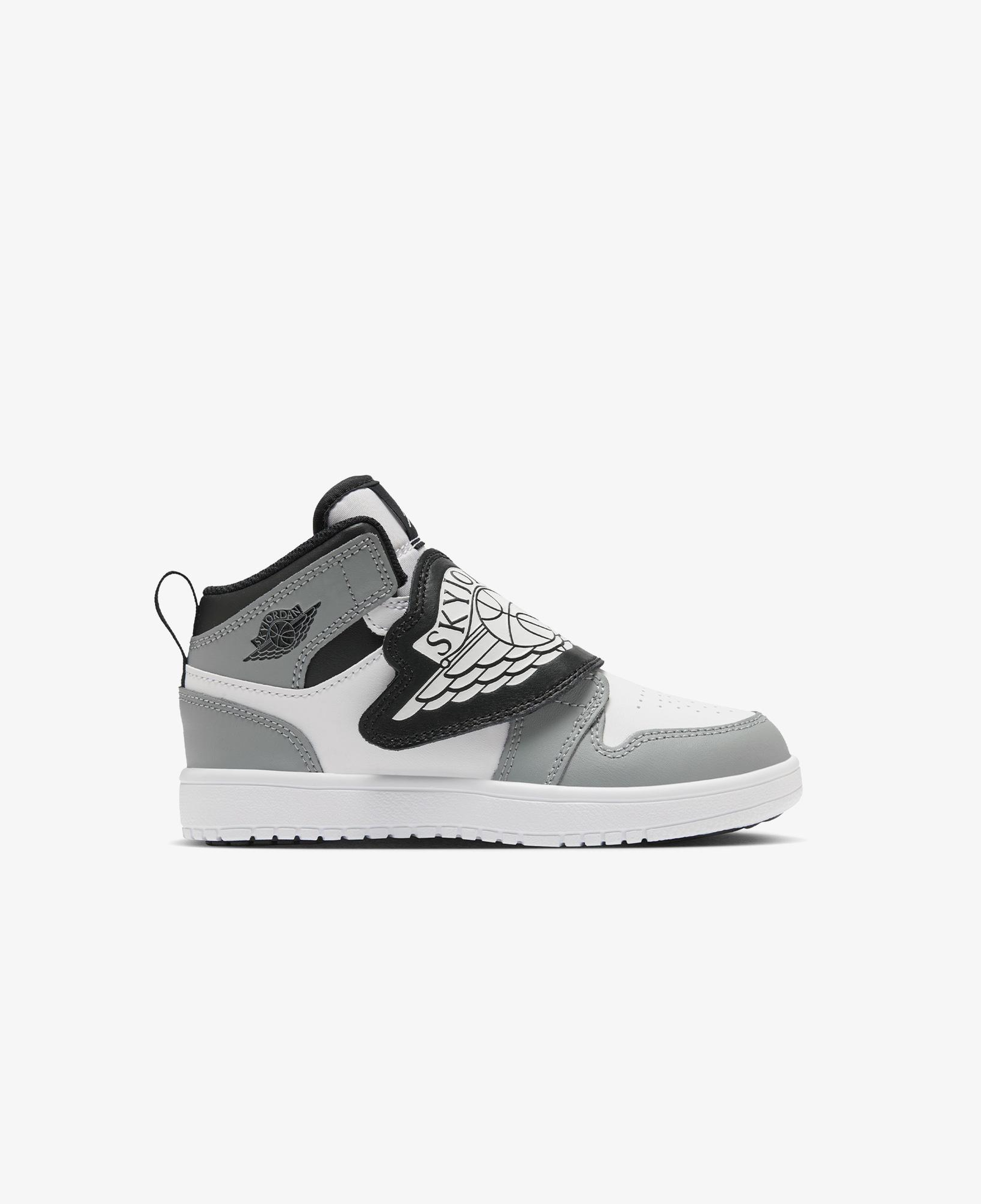 Jordan Sky 1 Çocuk Gri Spor Ayakkabı