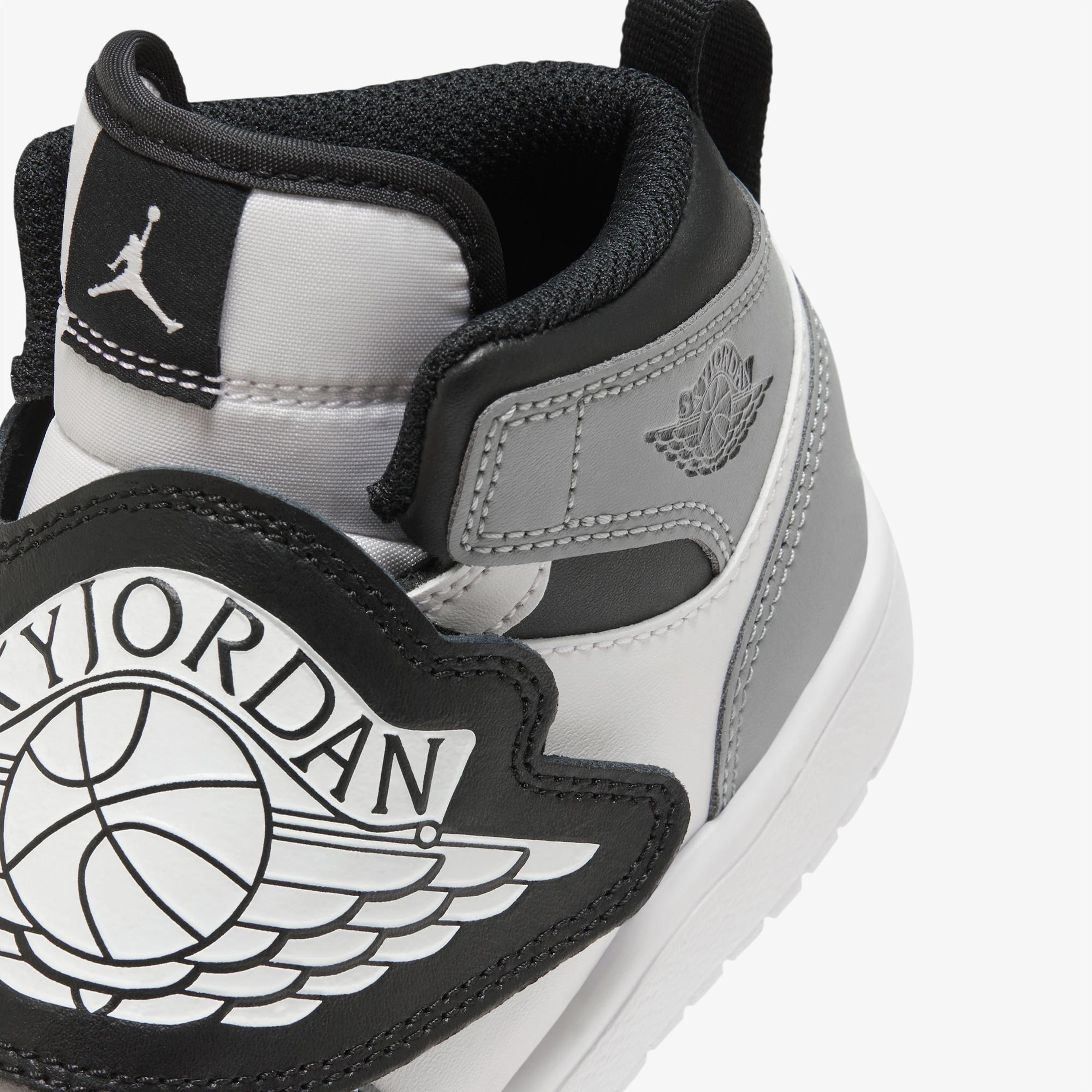 Jordan Sky 1 Çocuk Gri Spor Ayakkabı
