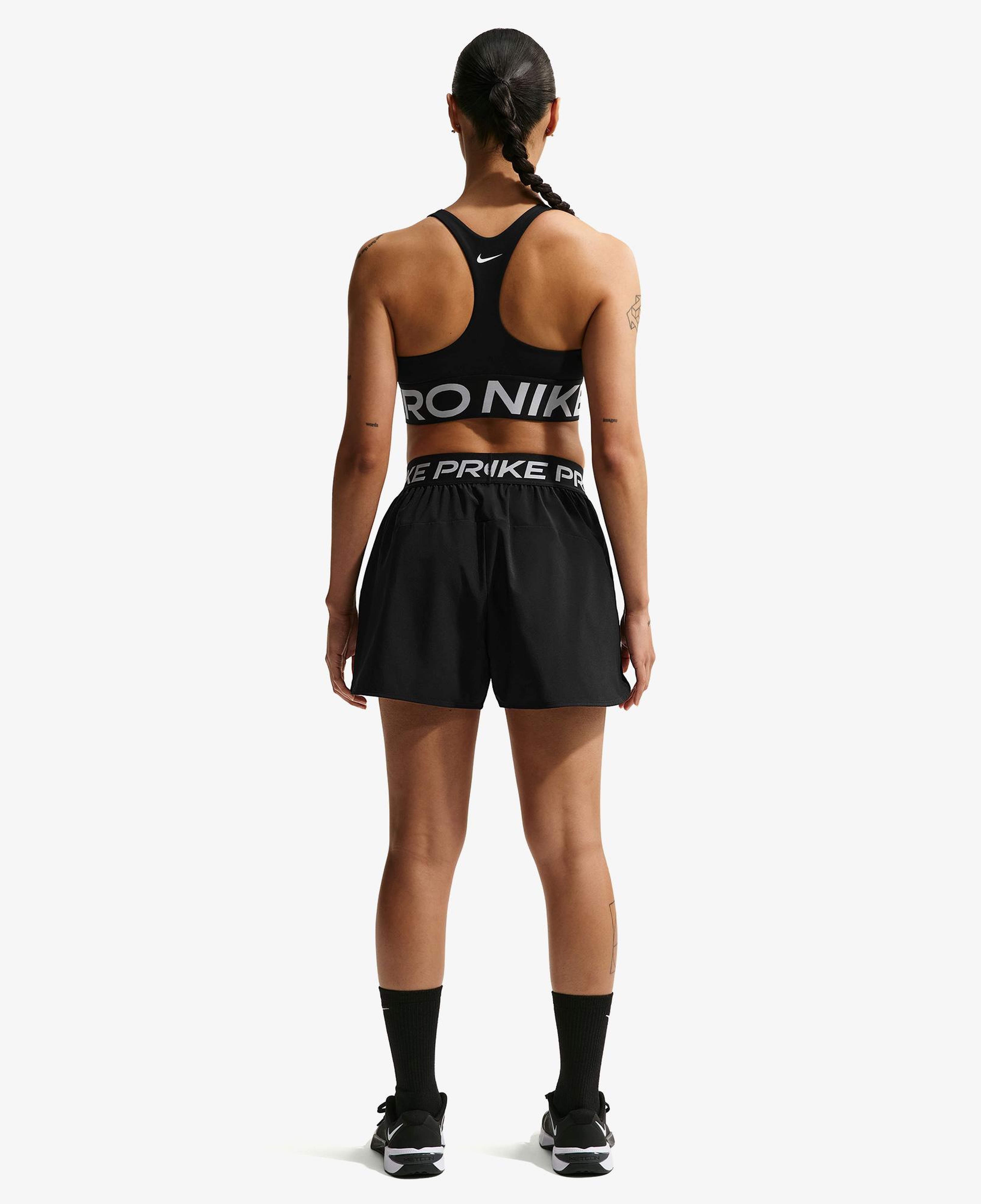 Nike Pro Dri-Fit 365 Woven 8 cm Kadın Siyah Şort