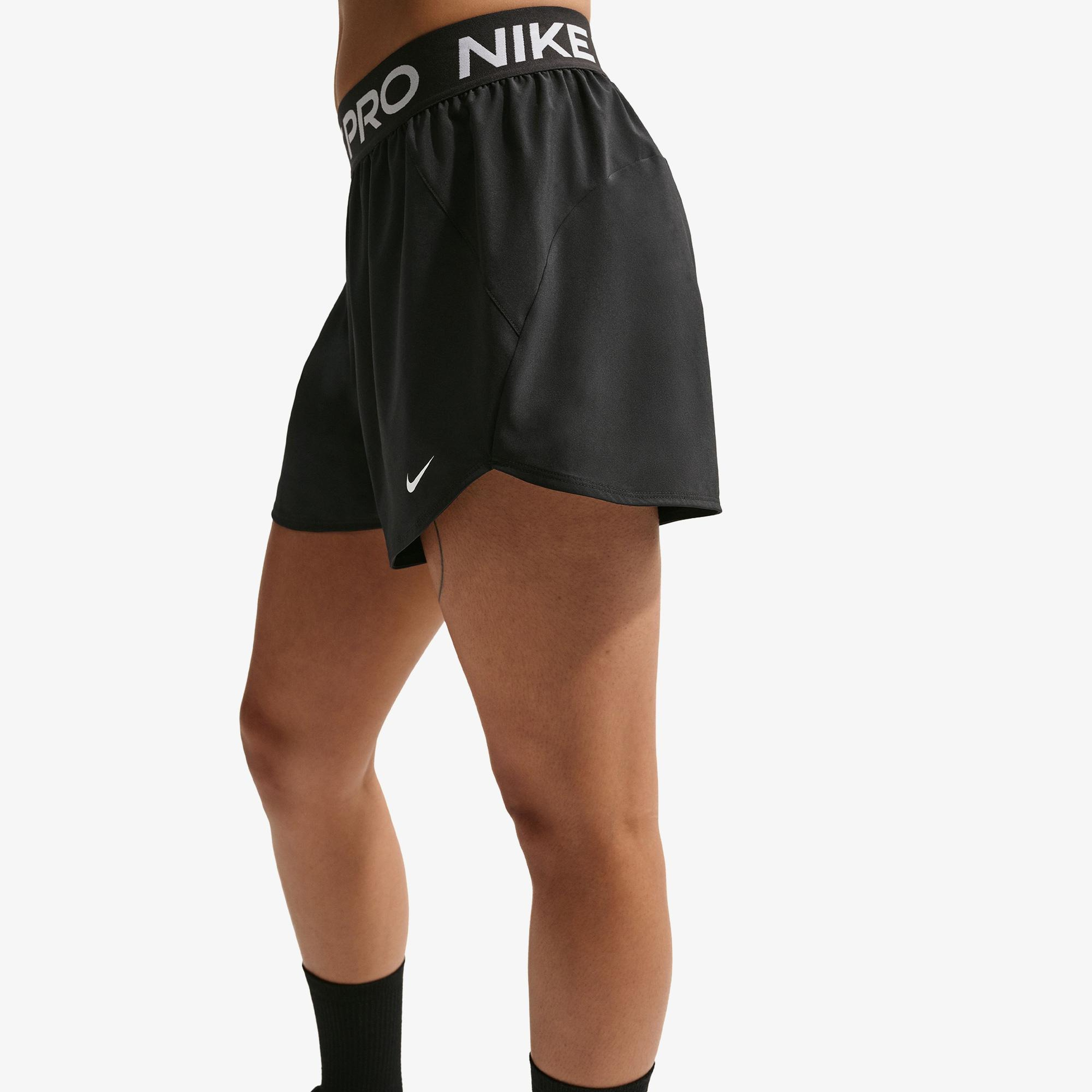 Nike Pro Dri-Fit 365 Woven 8 cm Kadın Siyah Şort