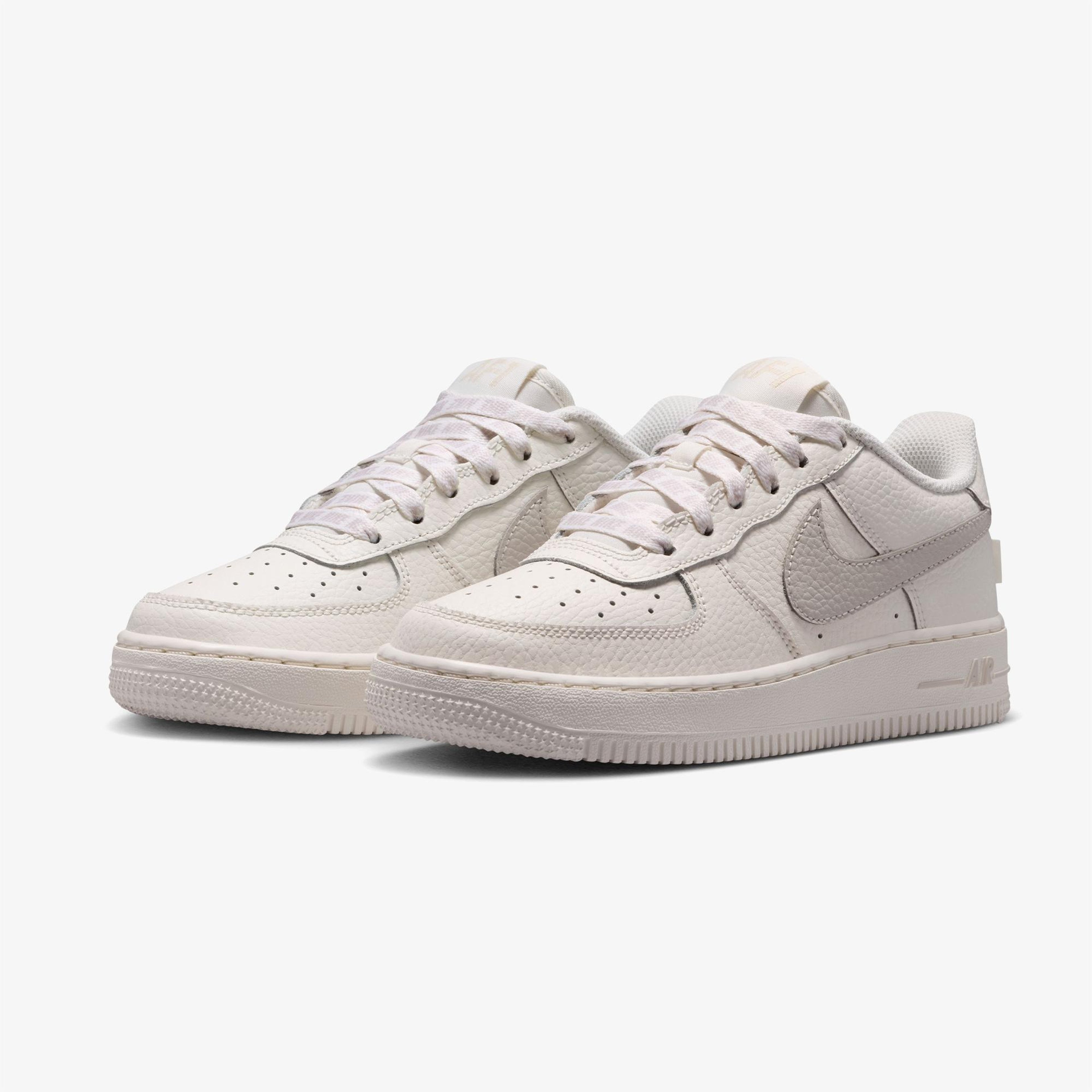 Nike Air Force 1 Low Krem Rengi Spor Ayakkabı