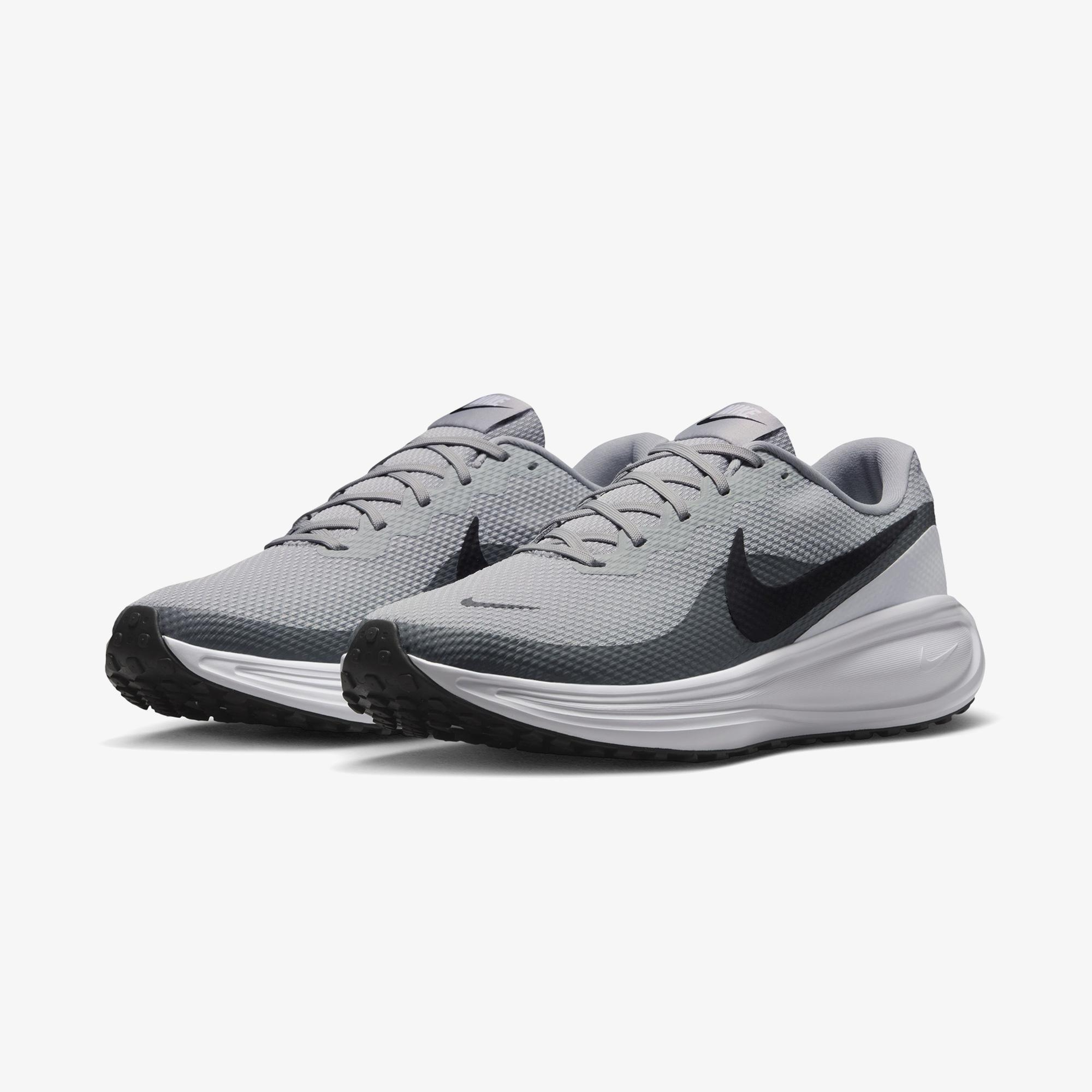 Nike Revolution 8 Erkek Gri Koşu Ayakkabısı