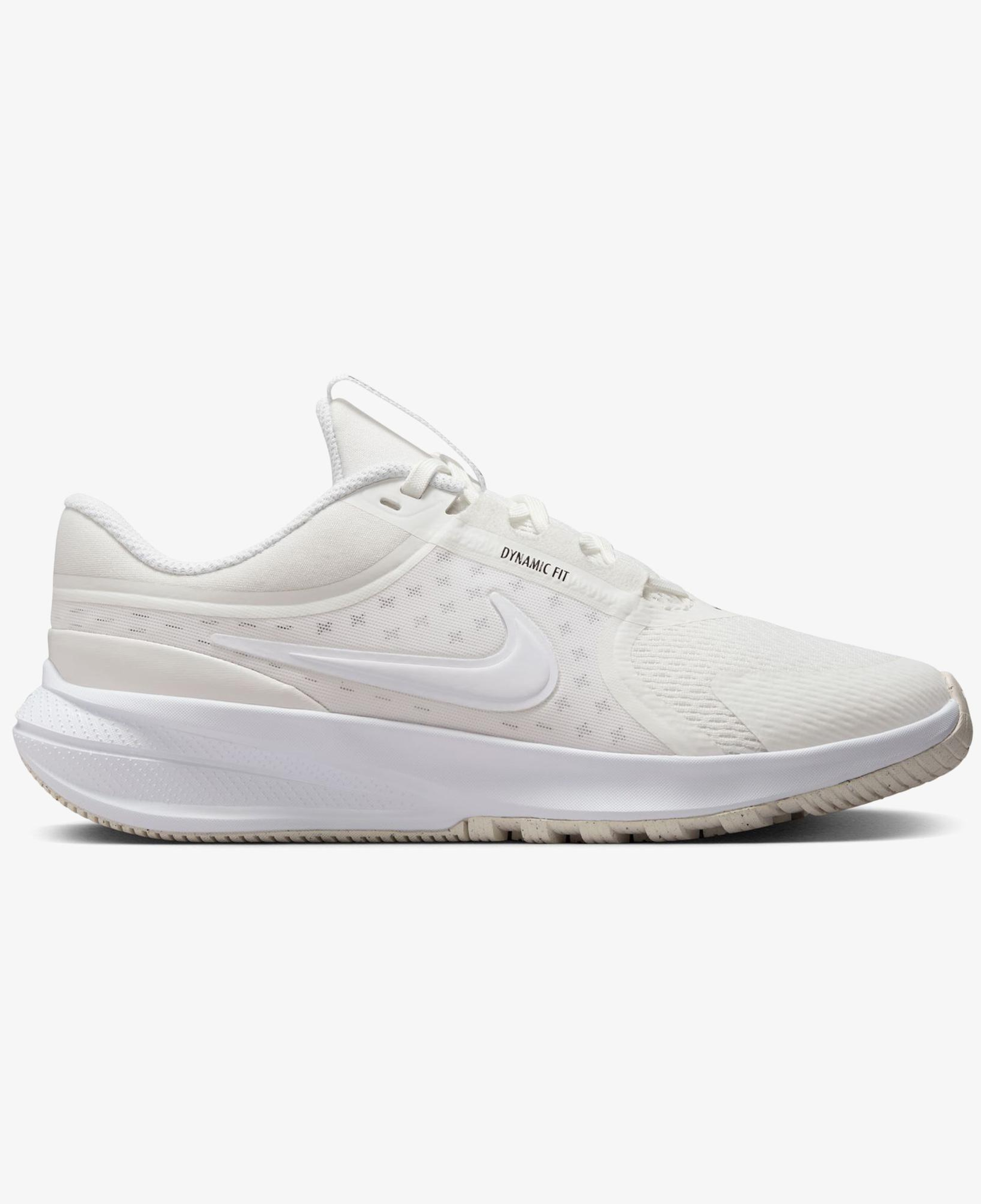 Nike Star Runner 5 Beyaz Koşu Ayakkabısı