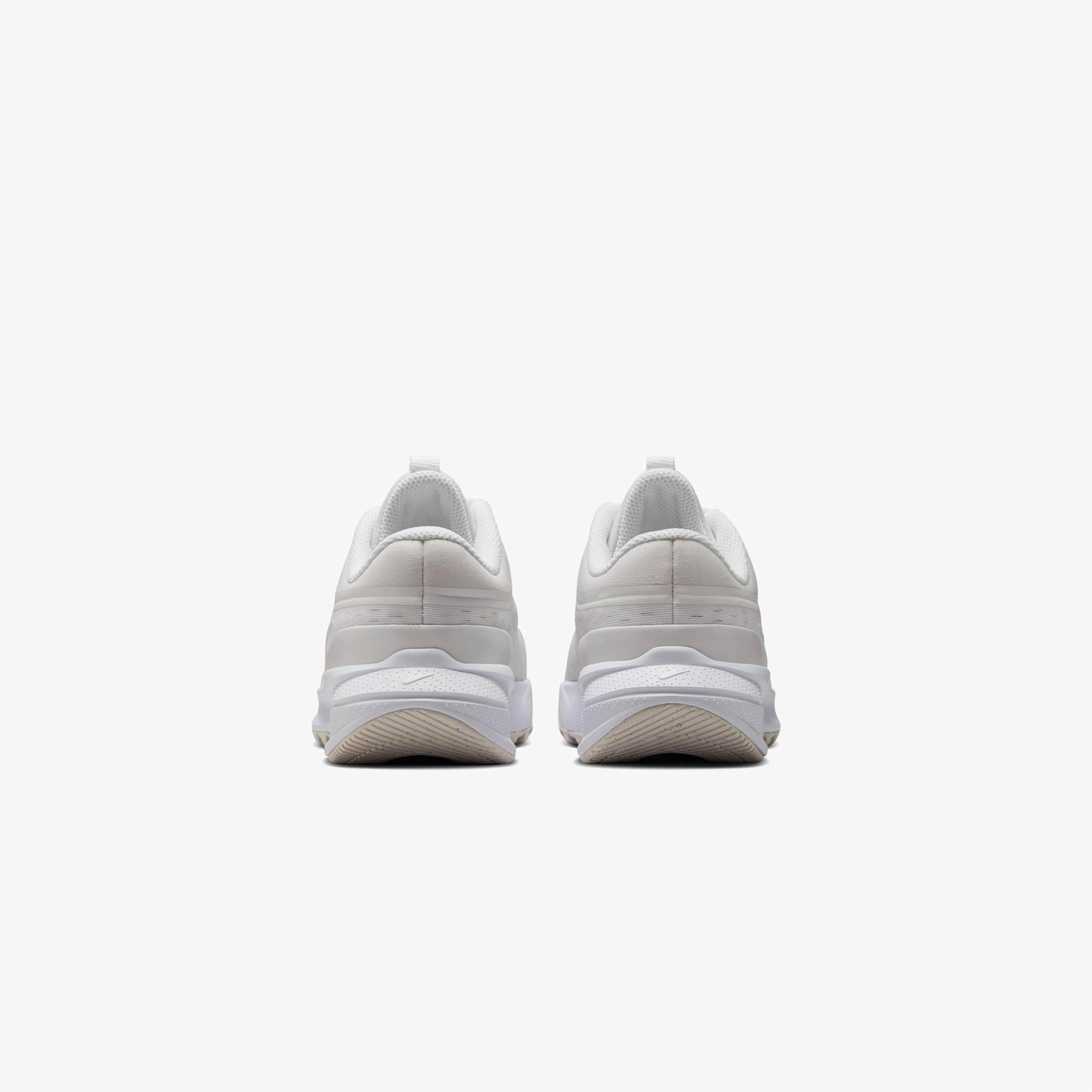 Nike Star Runner 5 Beyaz Koşu Ayakkabısı