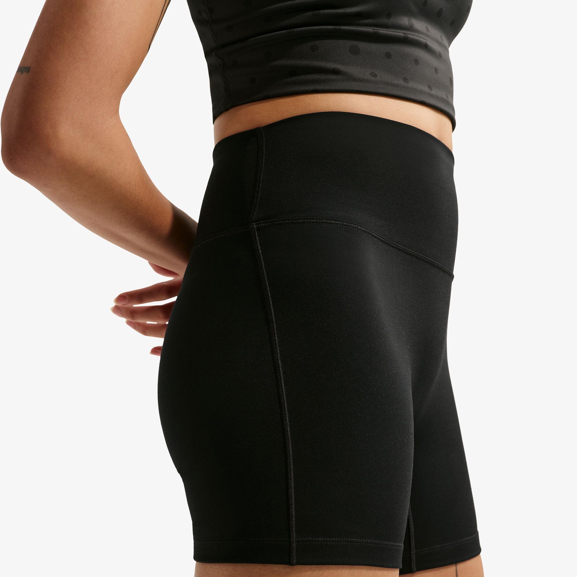 Nike Dri-Fit One Yüksel Belli 13 cm Kadın Siyah Kısa Tayt