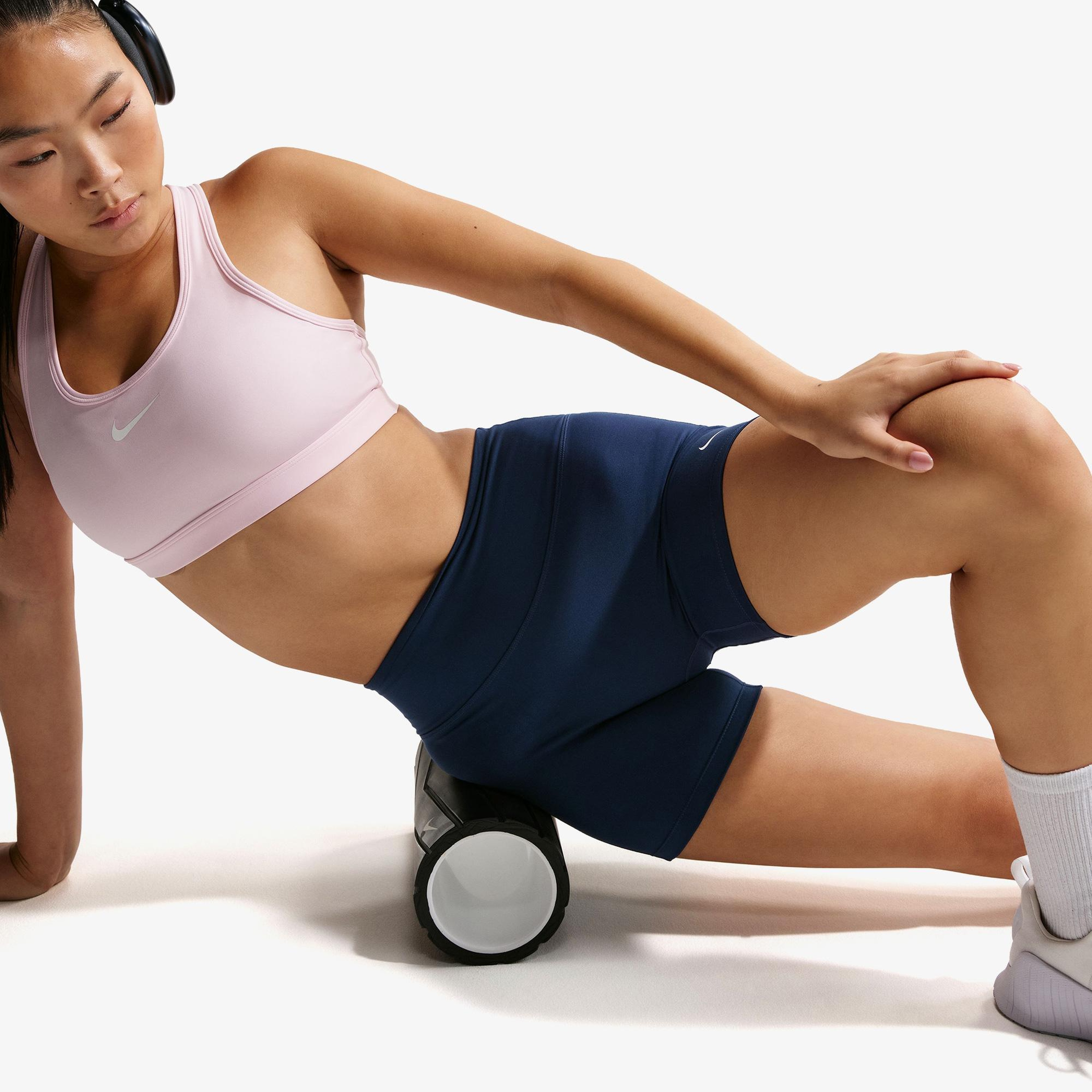 Nike Dri-Fit One Yüksel Belli 13 cm Kadın Lacivert Kısa Tayt