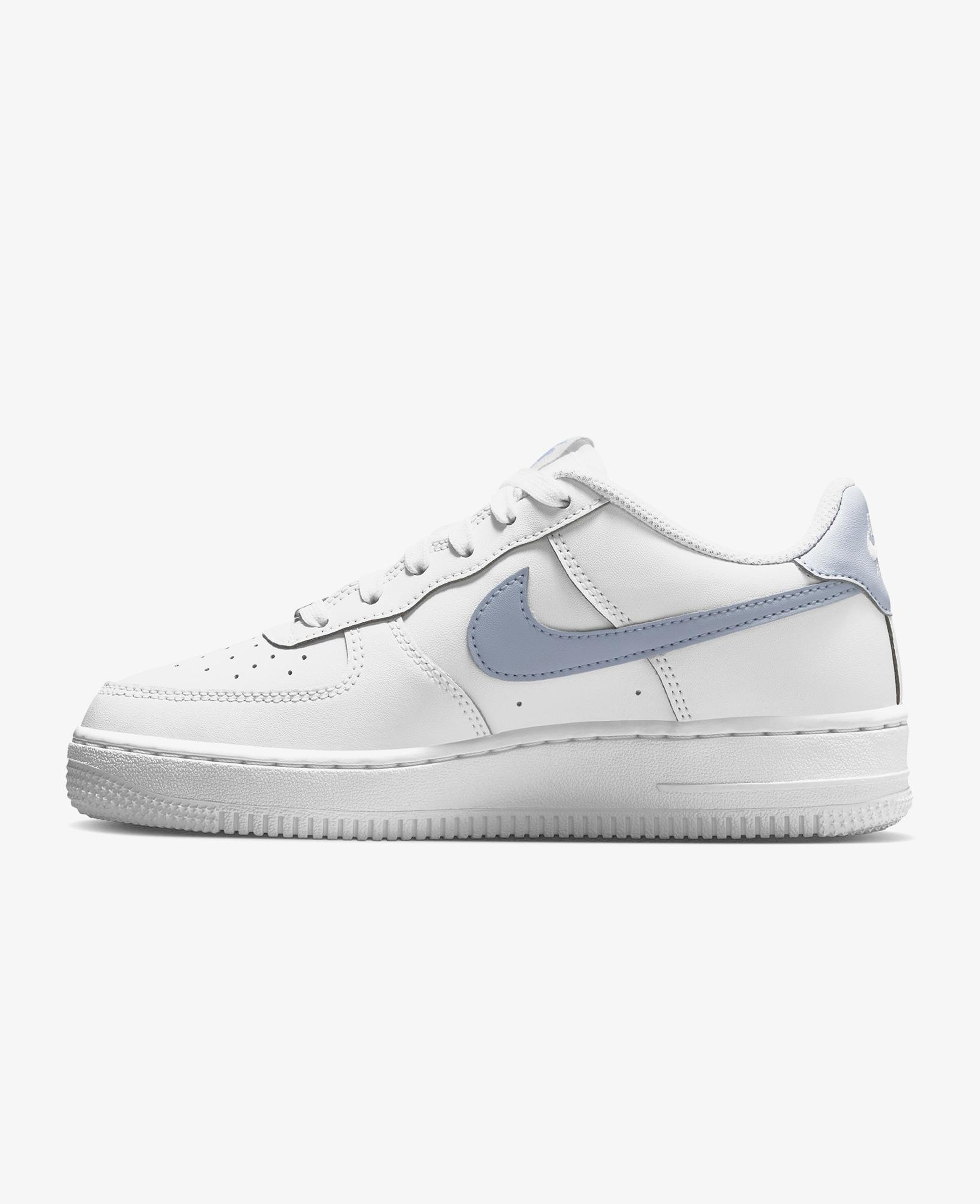 Nike Air Force 1 Beyaz Spor Ayakkabı