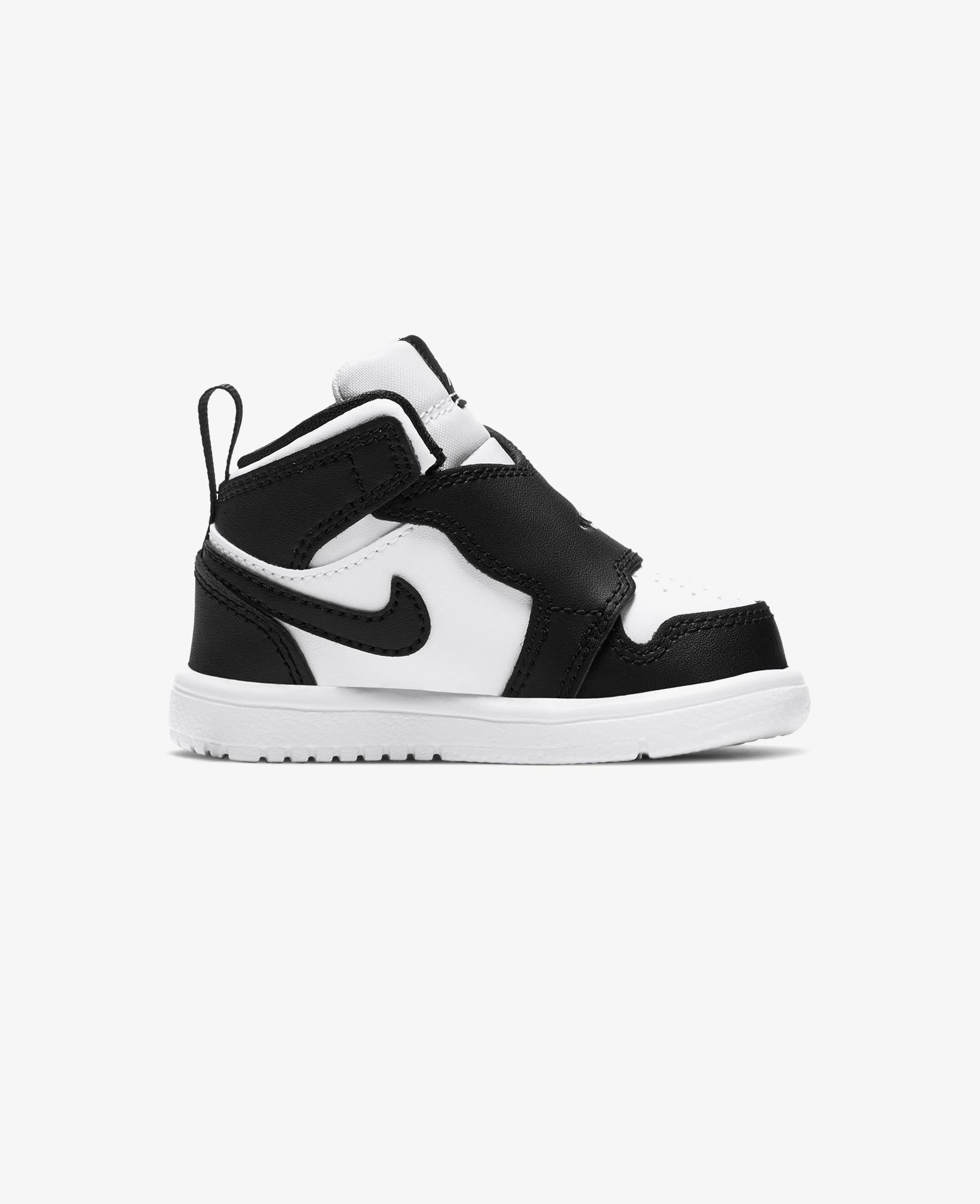 Jordan Sky 1 Çocuk Siyah Spor Ayakkabı