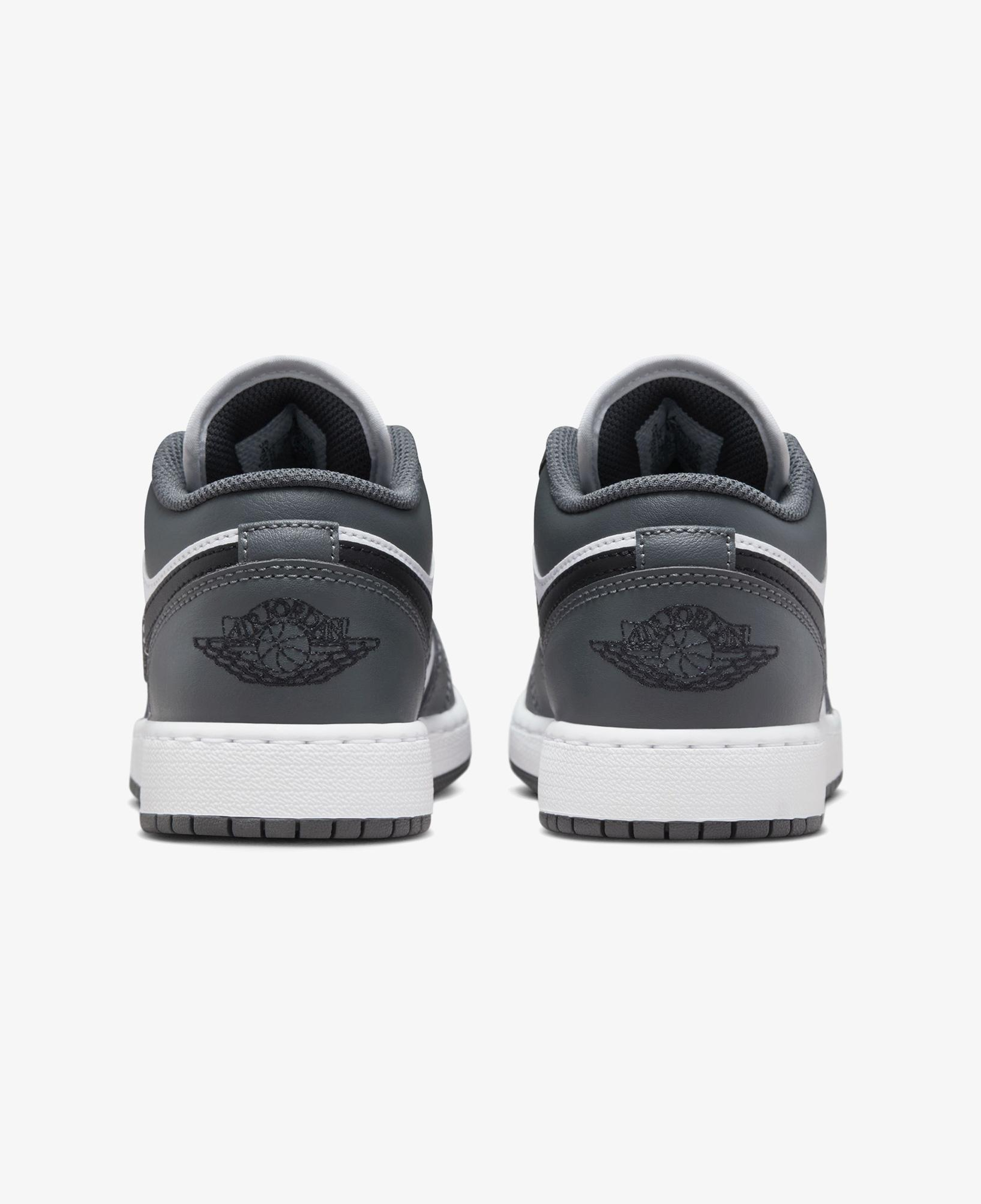 Jordan Air 1 Low Genç Beyaz Spor Ayakkabı