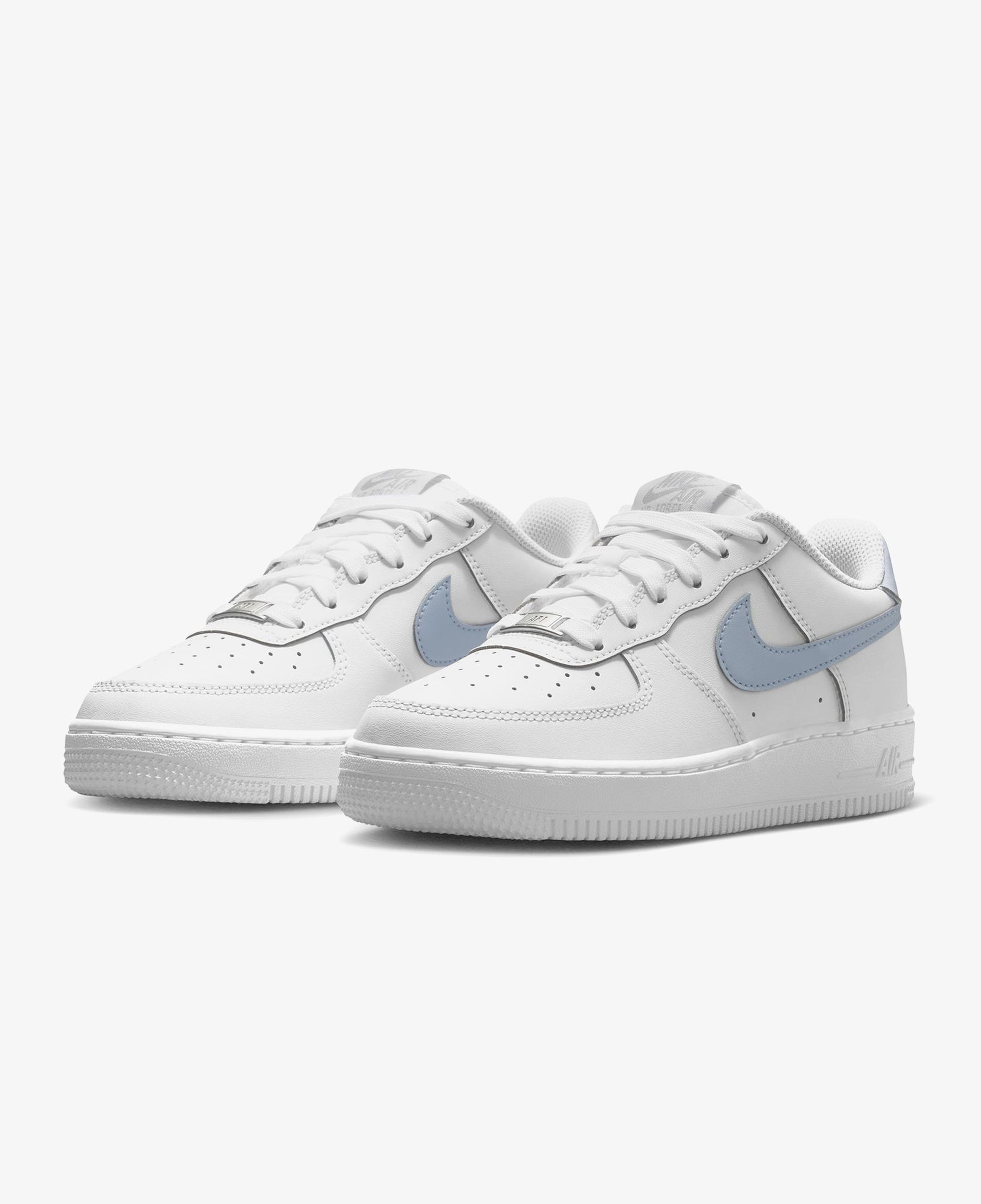 Nike Air Force 1 Beyaz Spor Ayakkabı