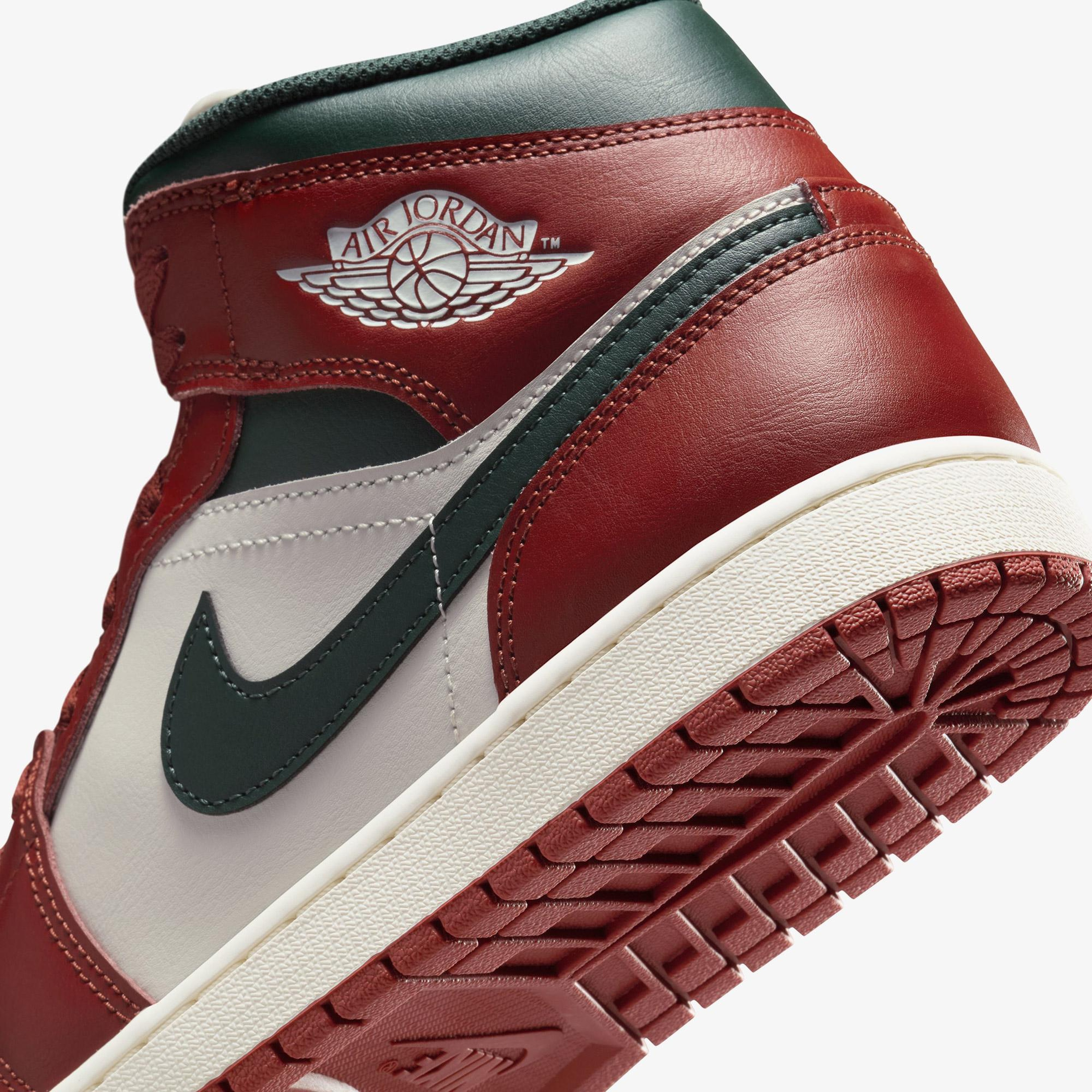 Jordan Air 1 Mid Erkek Kırmızı Spor Ayakkabı