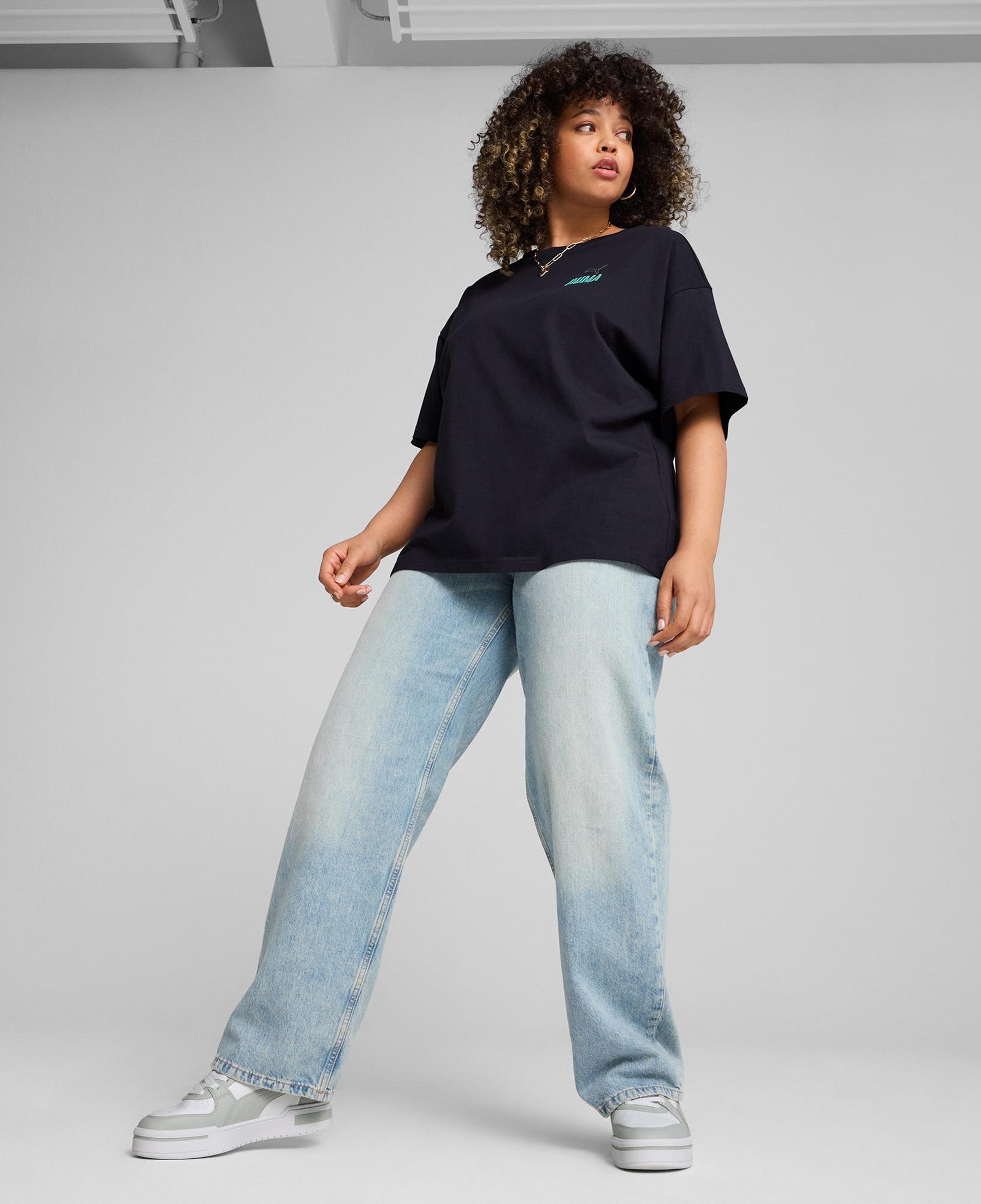 Puma Wardrobe Ess Graphic Kadın Lacivert T-Shirt