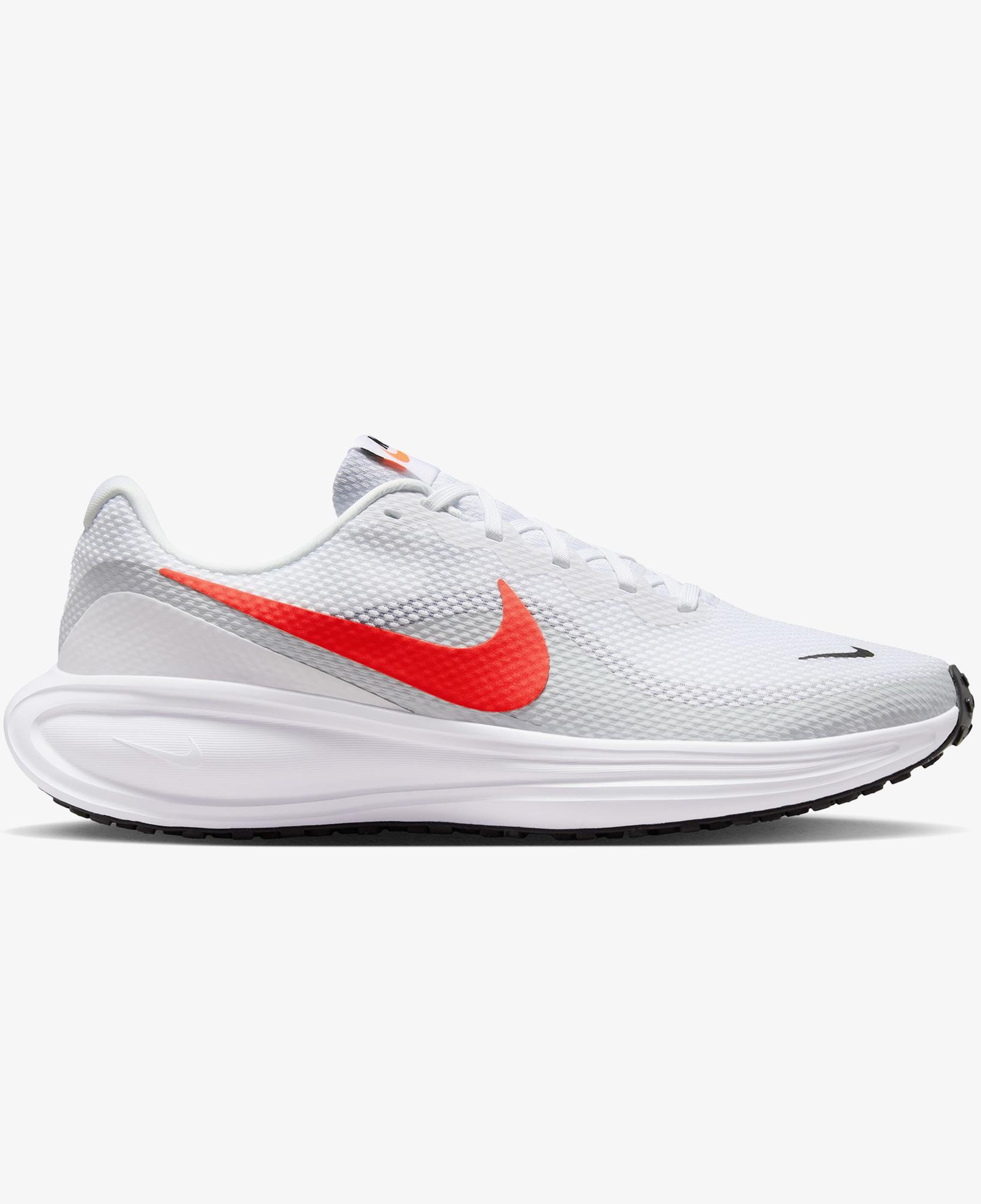 Nike Revolution 8 Erkek Beyaz Koşu Ayakkabısı