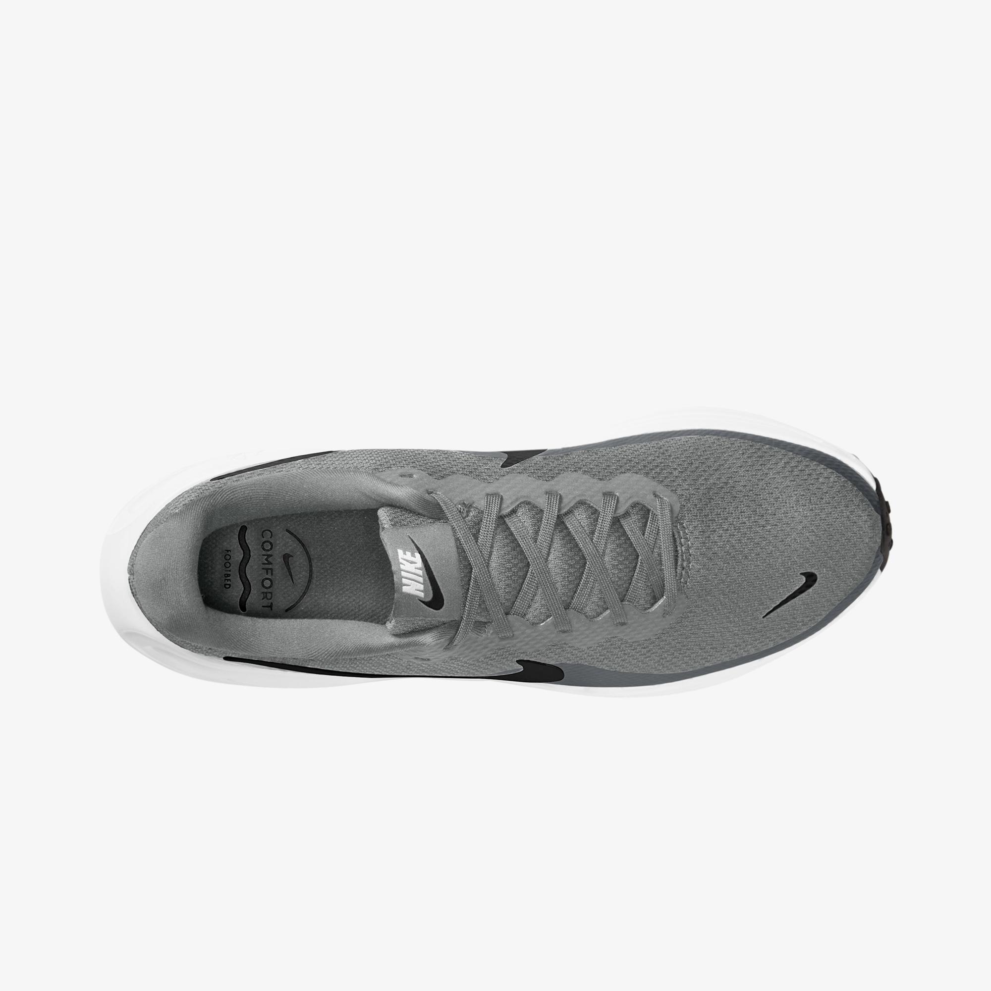Nike Gri Nike Revolution 8