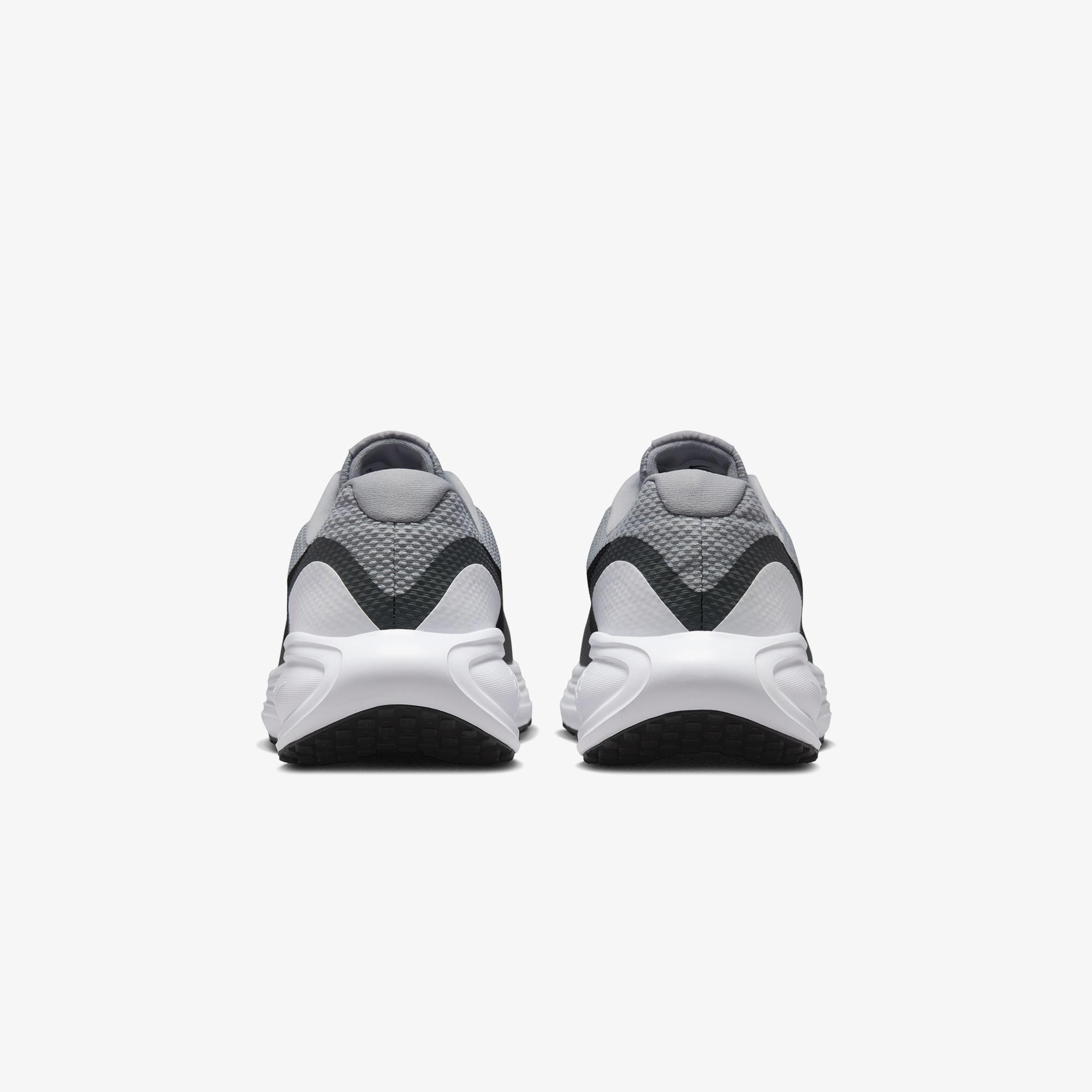 Nike Revolution 8 Erkek Gri Koşu Ayakkabısı