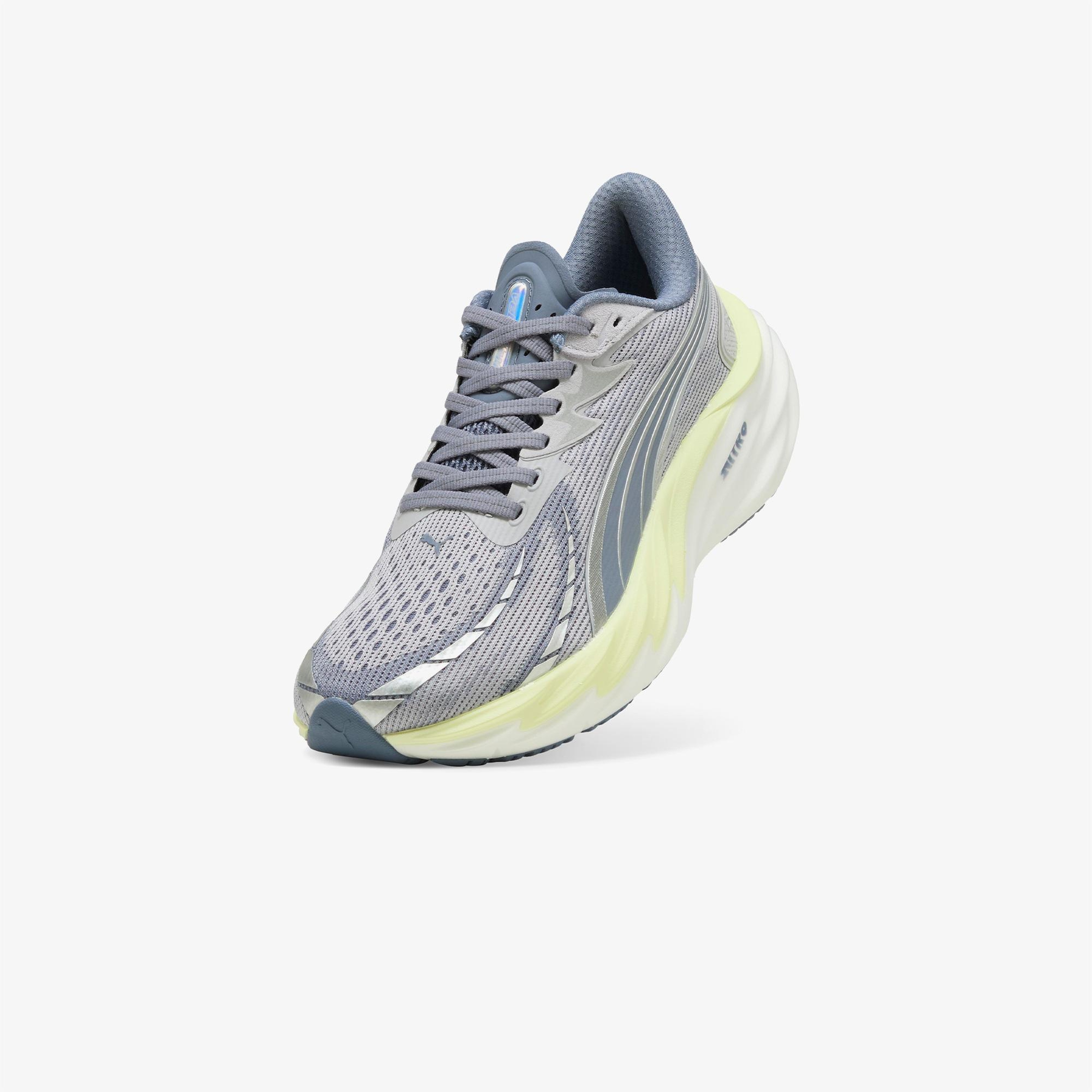 Puma Velocity Nitro 4 Kadın Gri Koşu Ayakkabısı