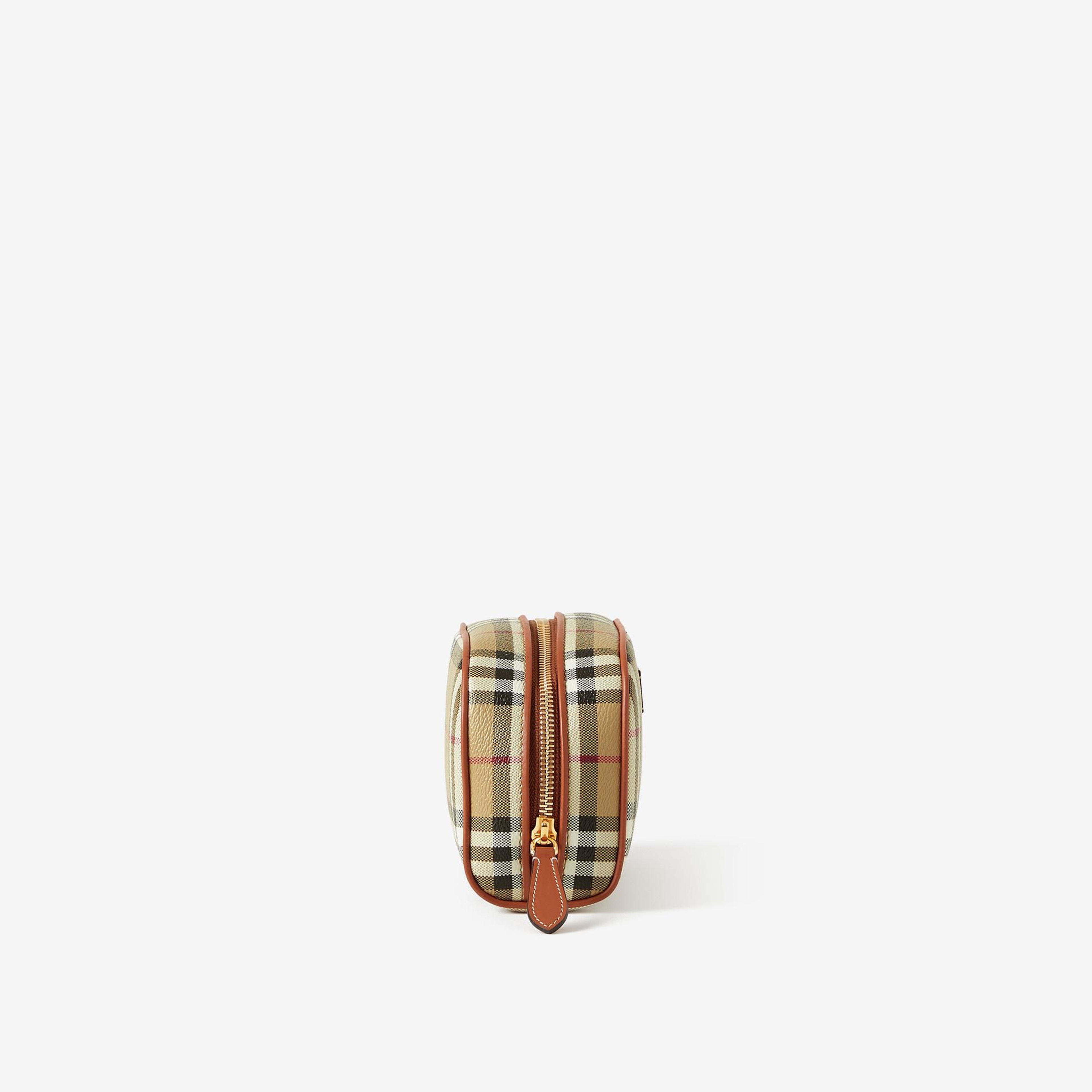 Burberry Small Check Travel Kadın Bej El Çantası