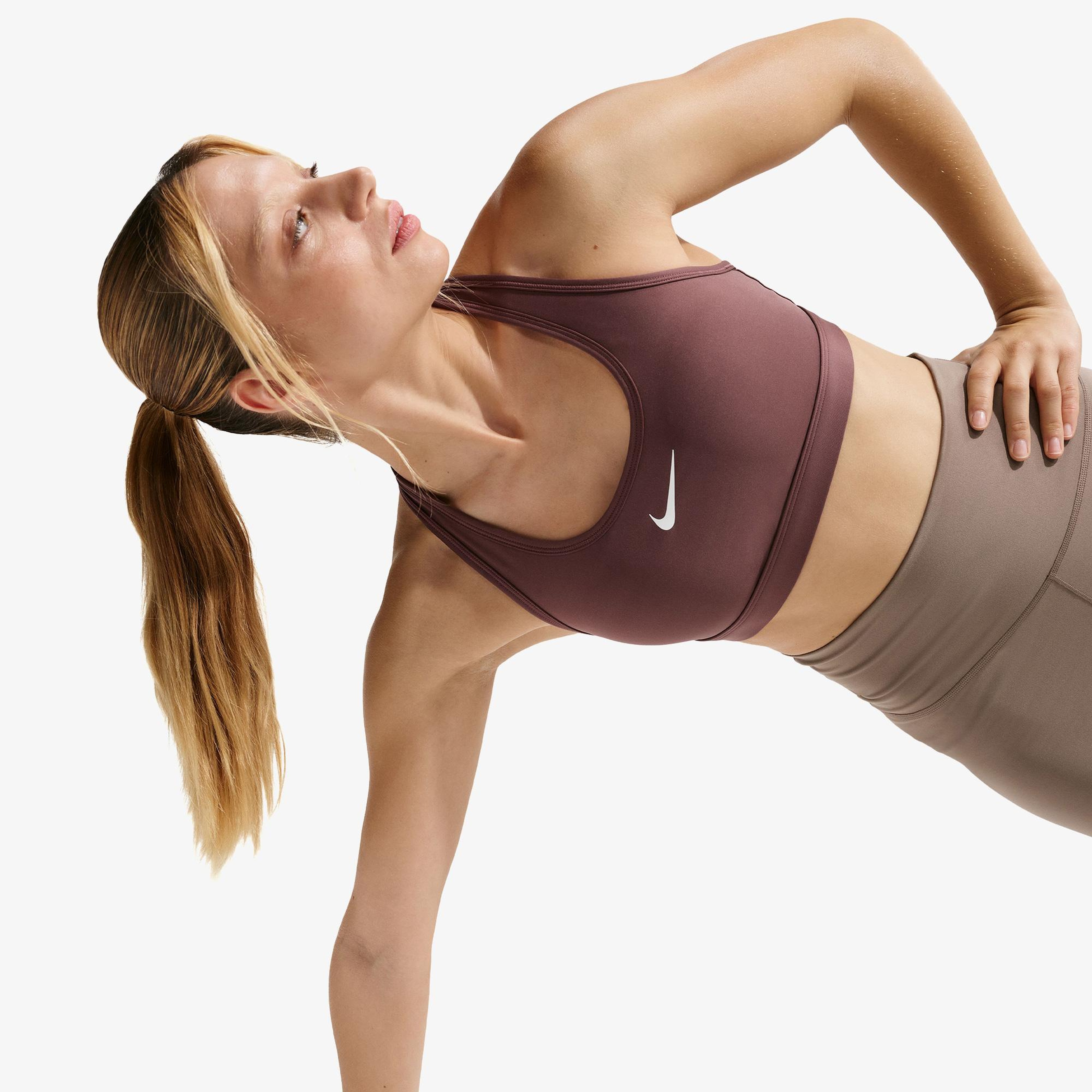 Nike Swoosh Medium Support Kadın Bordo Bra