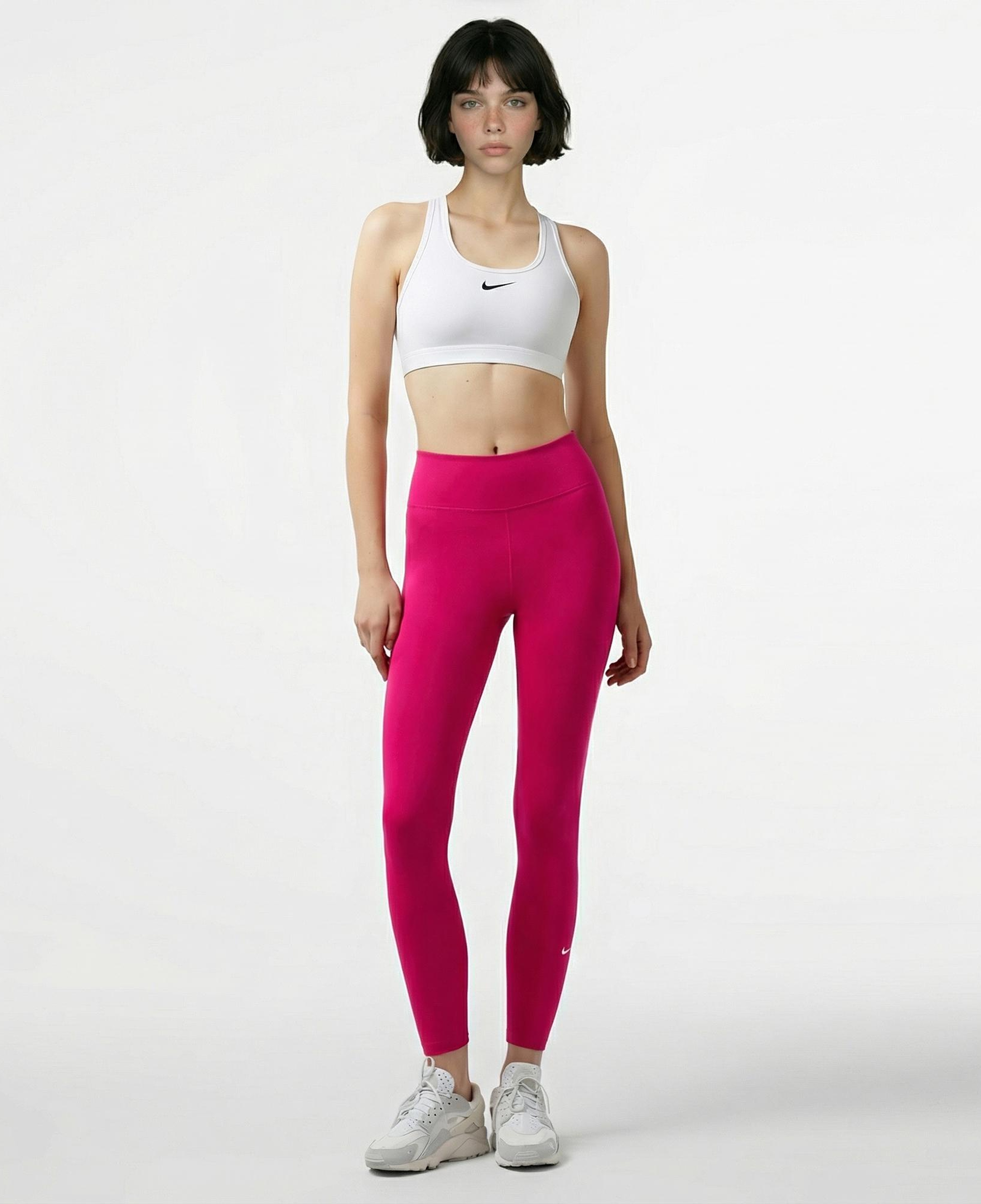 Nike Swoosh Med Sport Kadın Beyaz Bra