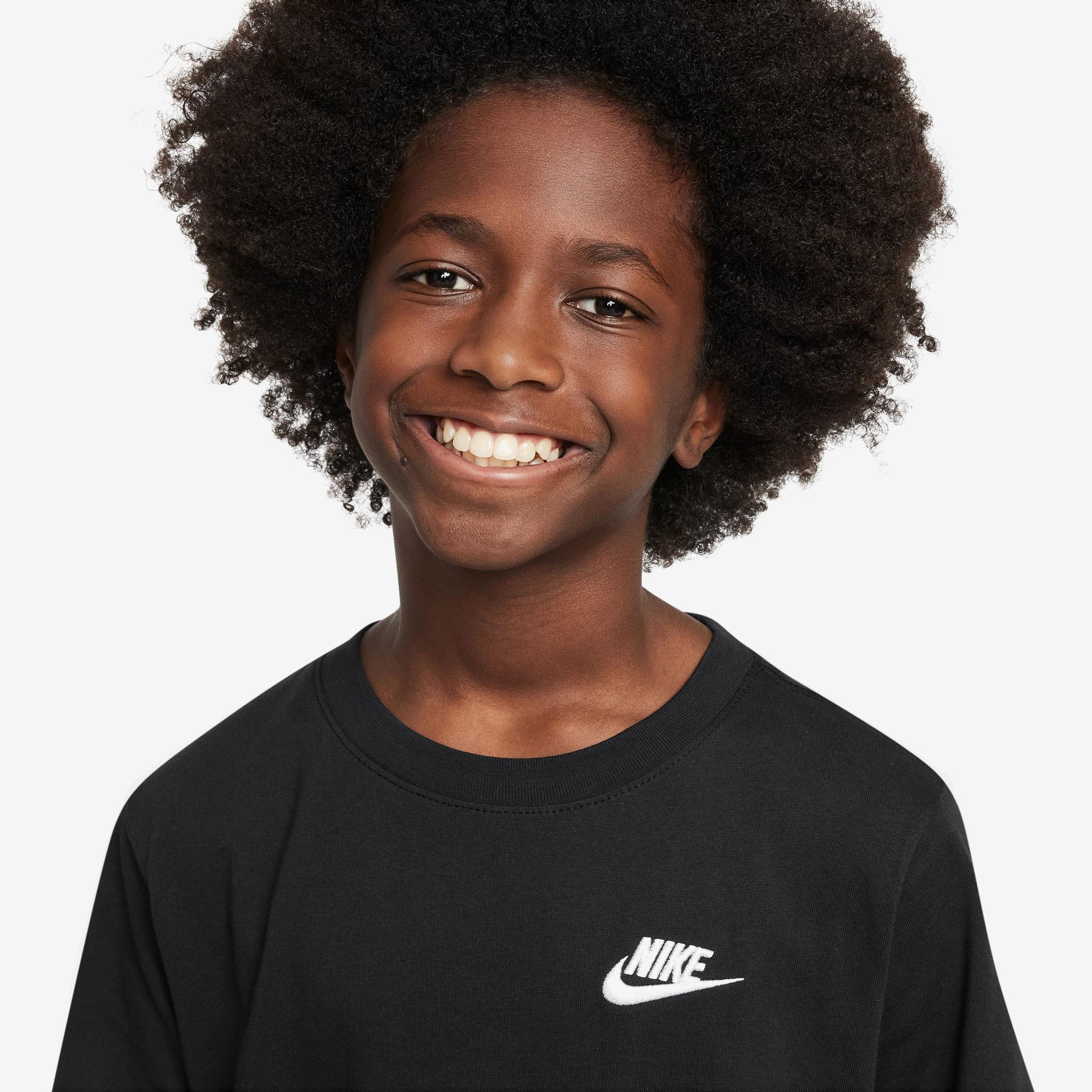 Nike Sportswear Futura Çocuk Siyah T-Shirt