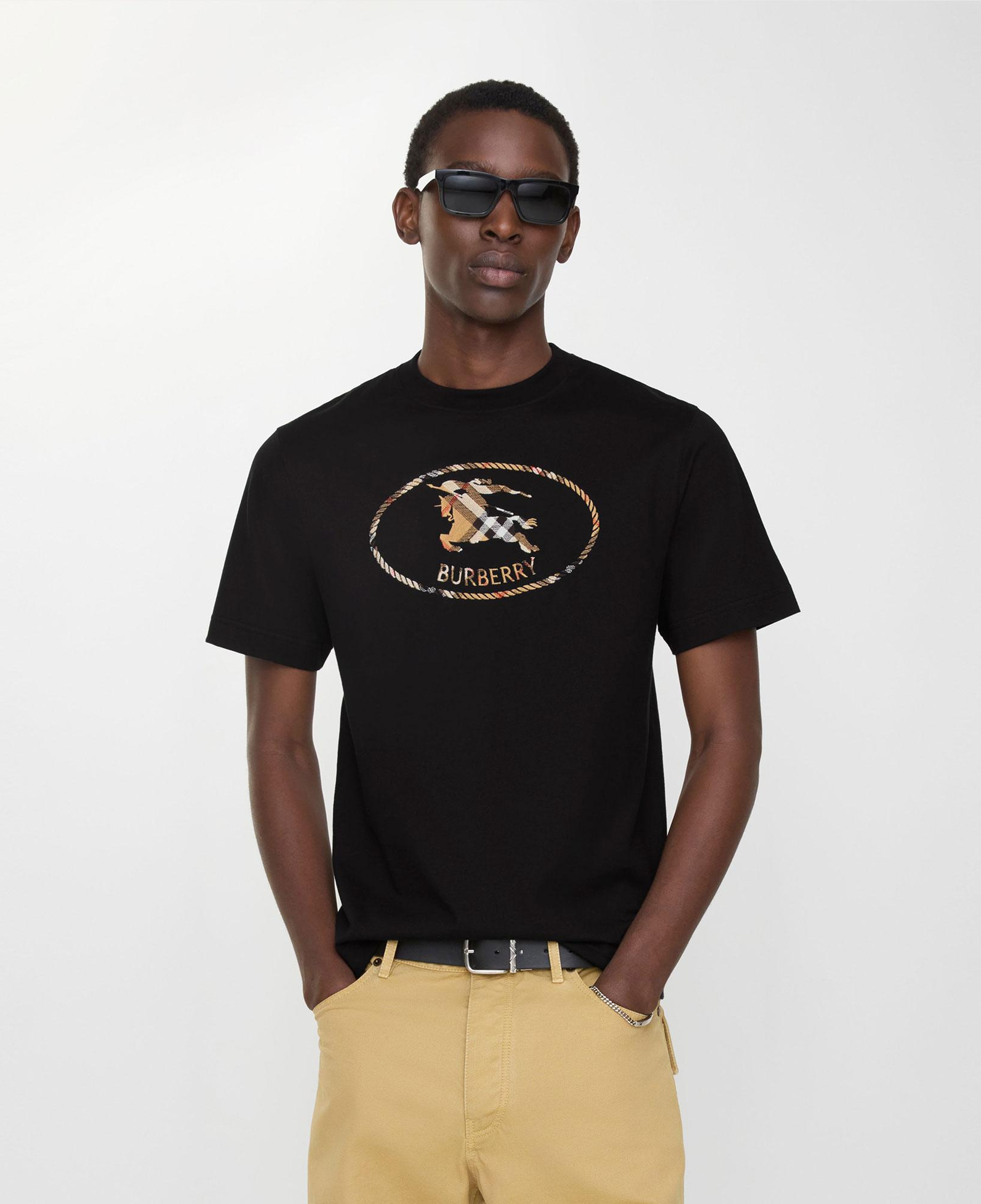 Burberry Check Knight Stamp Cotton Erkek Siyah T-Shirt