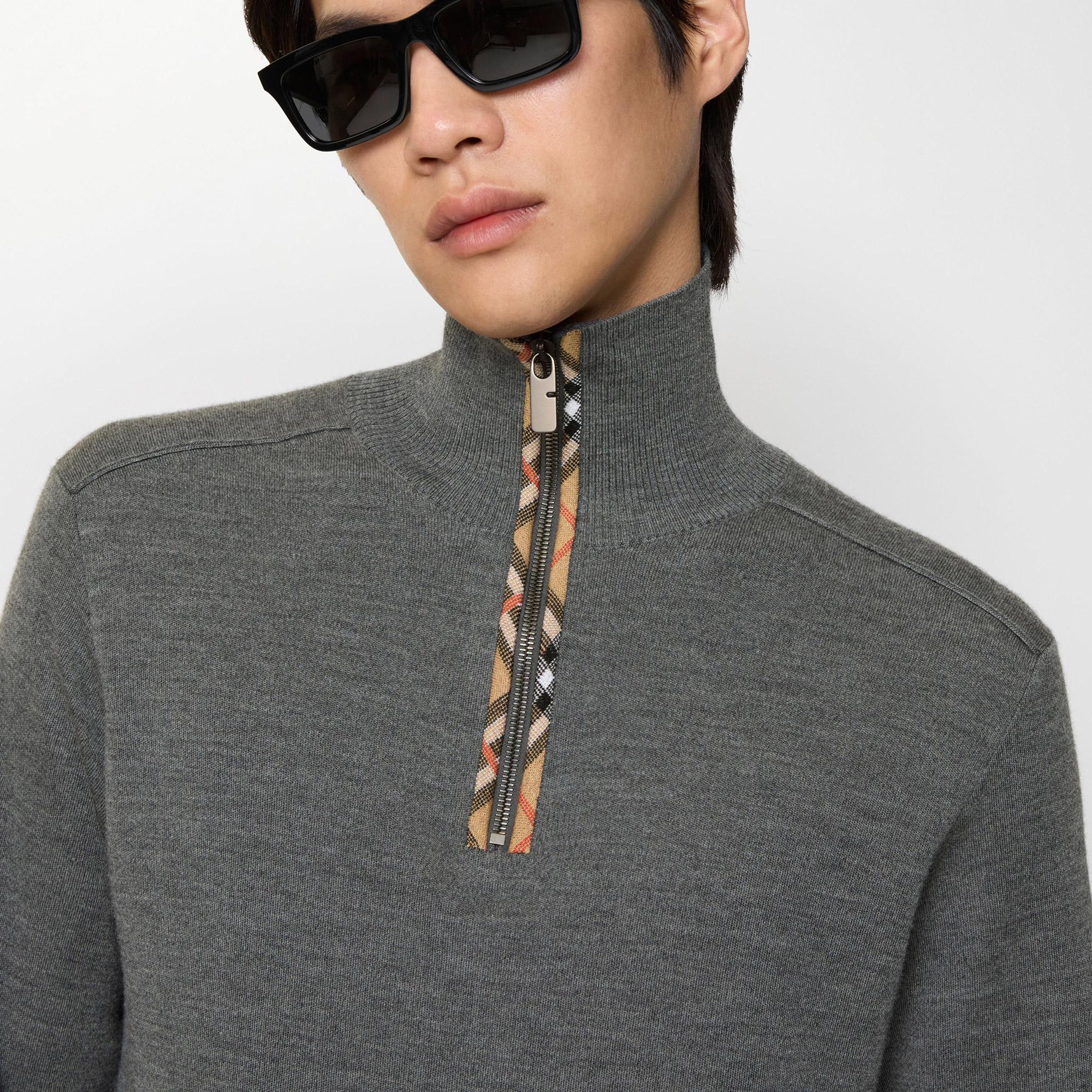 Burberry Check Trim Wool Half-Zip Erkek Gri Trıko