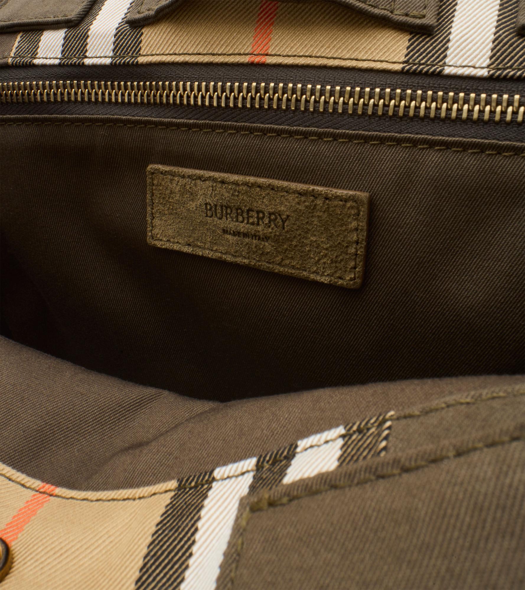 Burberry Check Trench Tote Erkek Haki Omuz Çantası