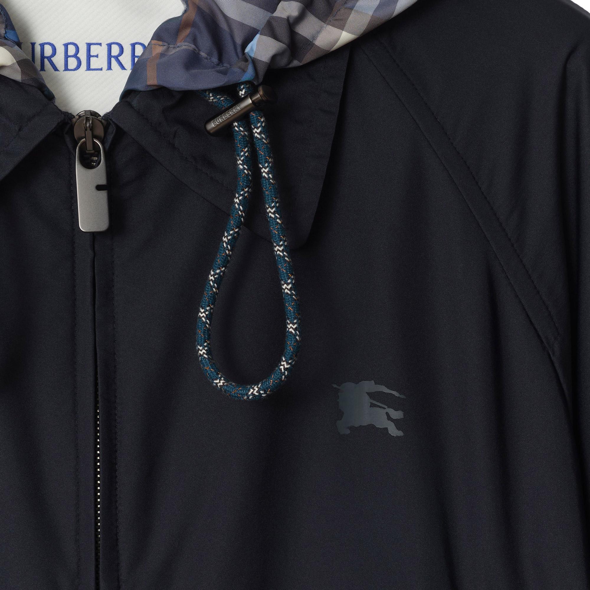 Burberry Cropped Newcott Hooded Kadın Lacivert Mont