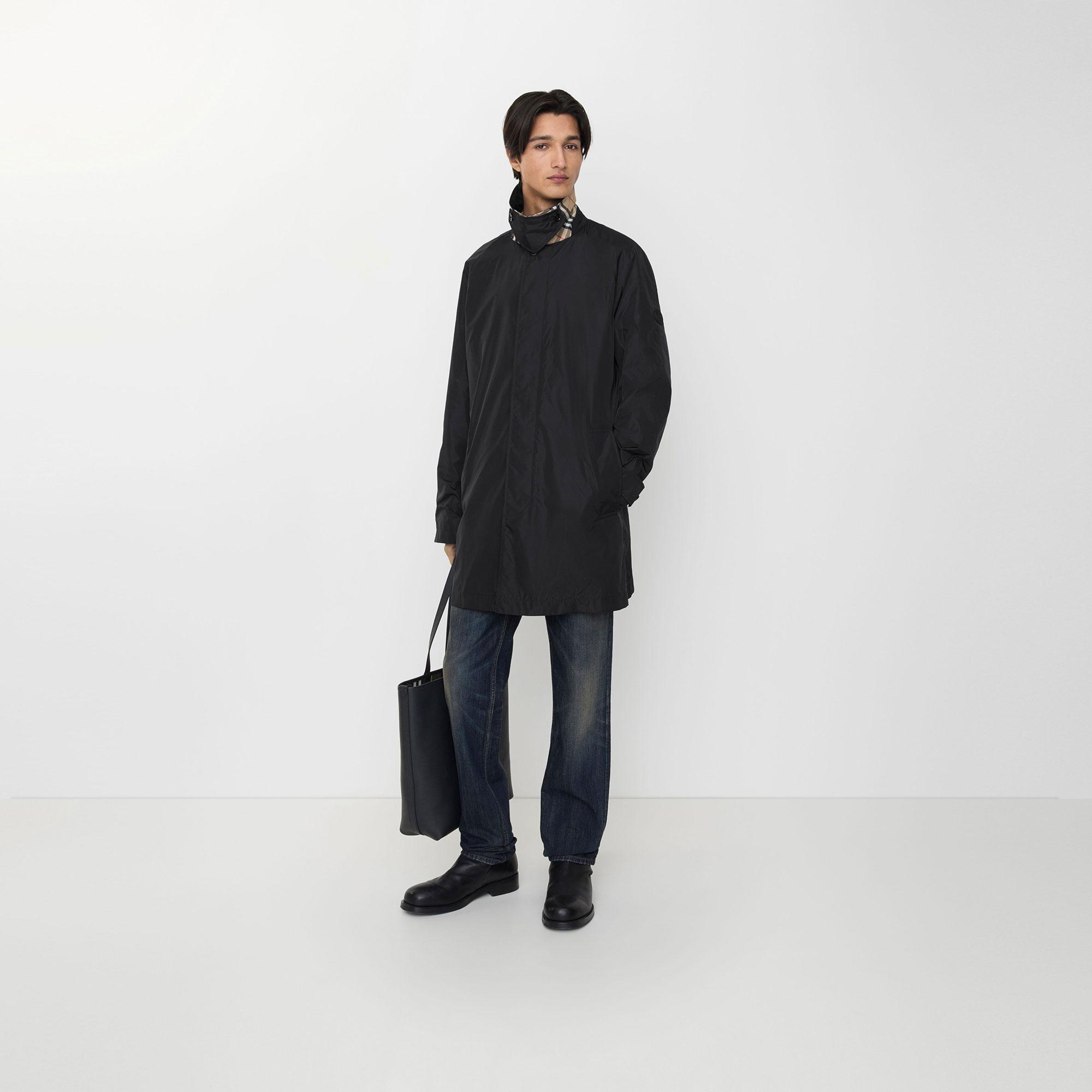 Burberry Nylon Ridgewood Car Erkek Siyah Pardesü