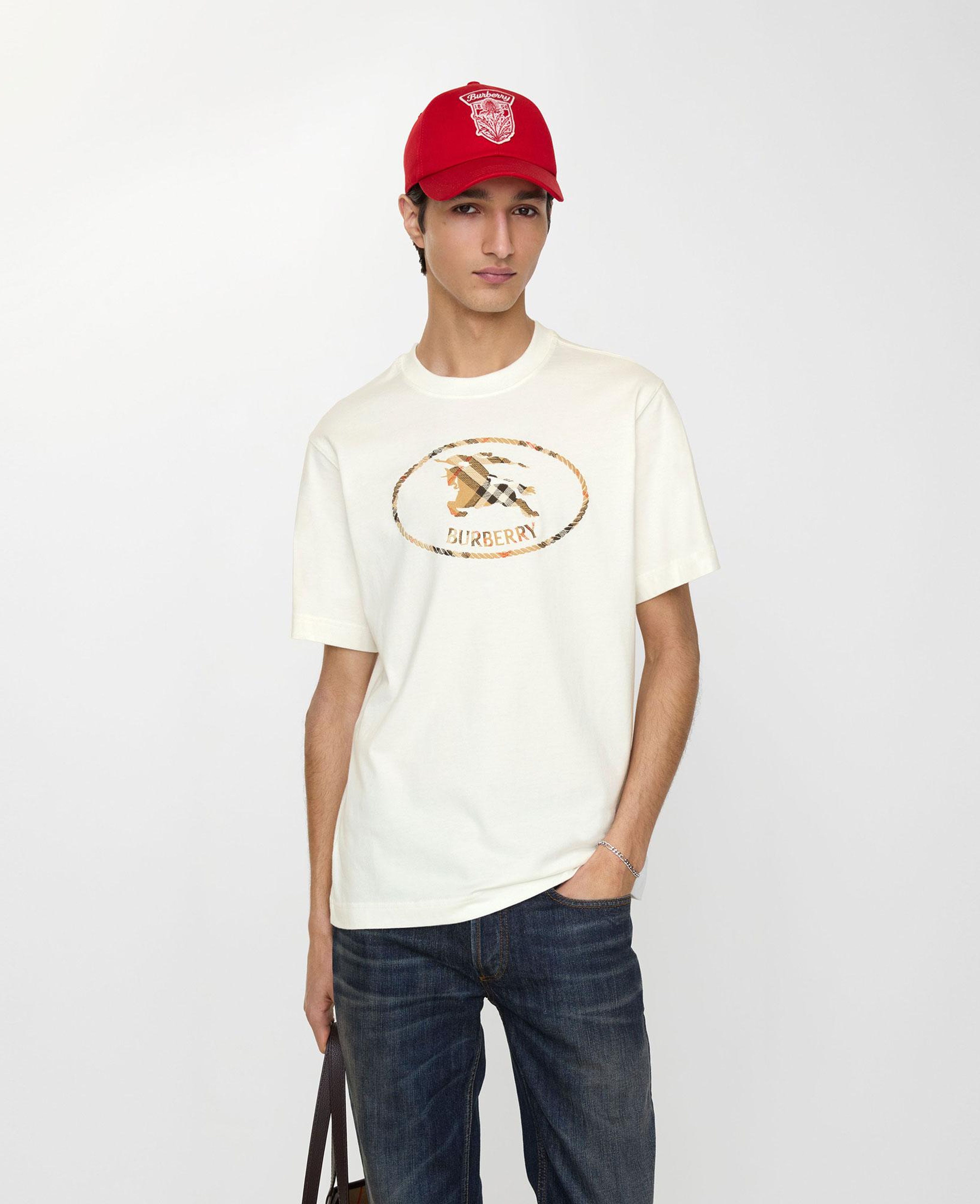 Burberry Check Knight Stamp Cotton Erkek Beyaz T-Shirt