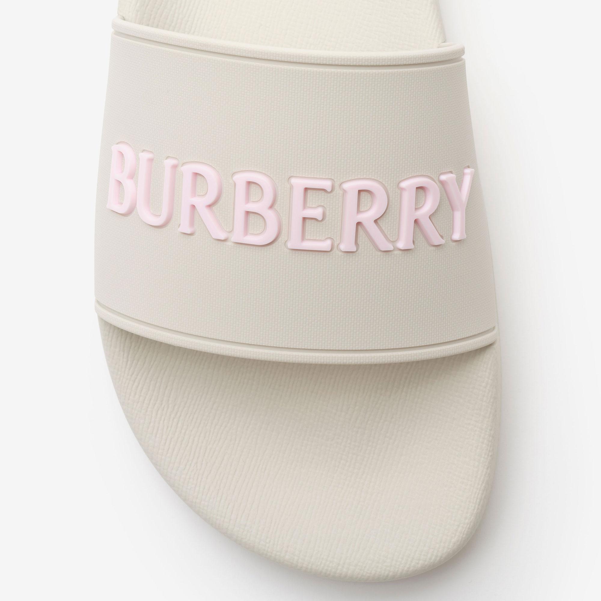 Burberry Logo Kadın Krem Terlik