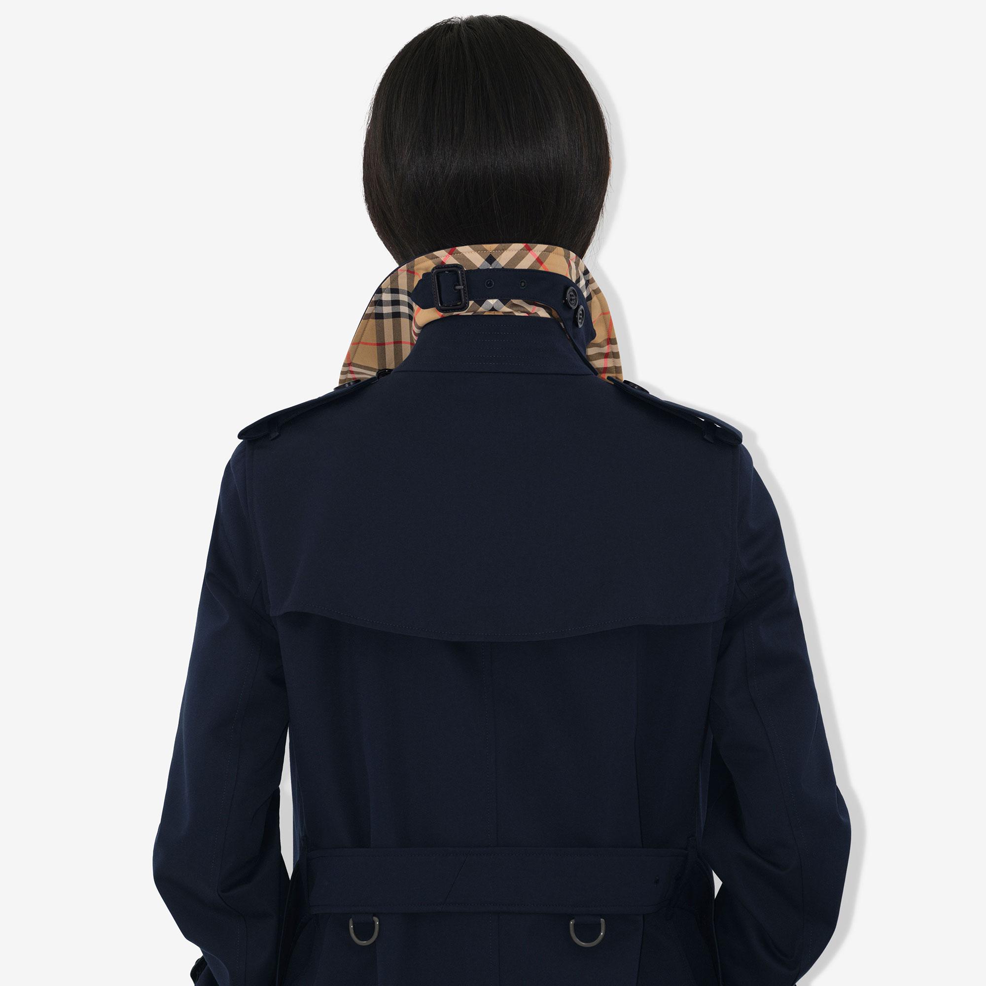 Burberry Short Kensington Heritage Kadın Lacivert Trençkot