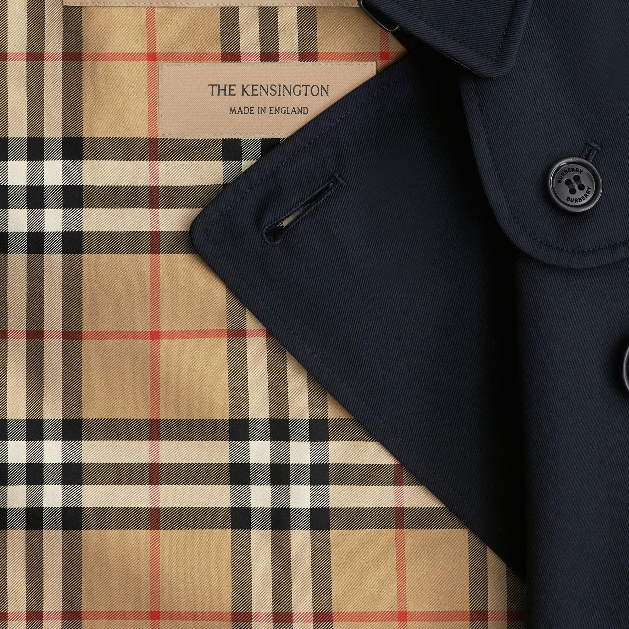 Burberry Short Kensington Heritage Kadın Lacivert Trençkot