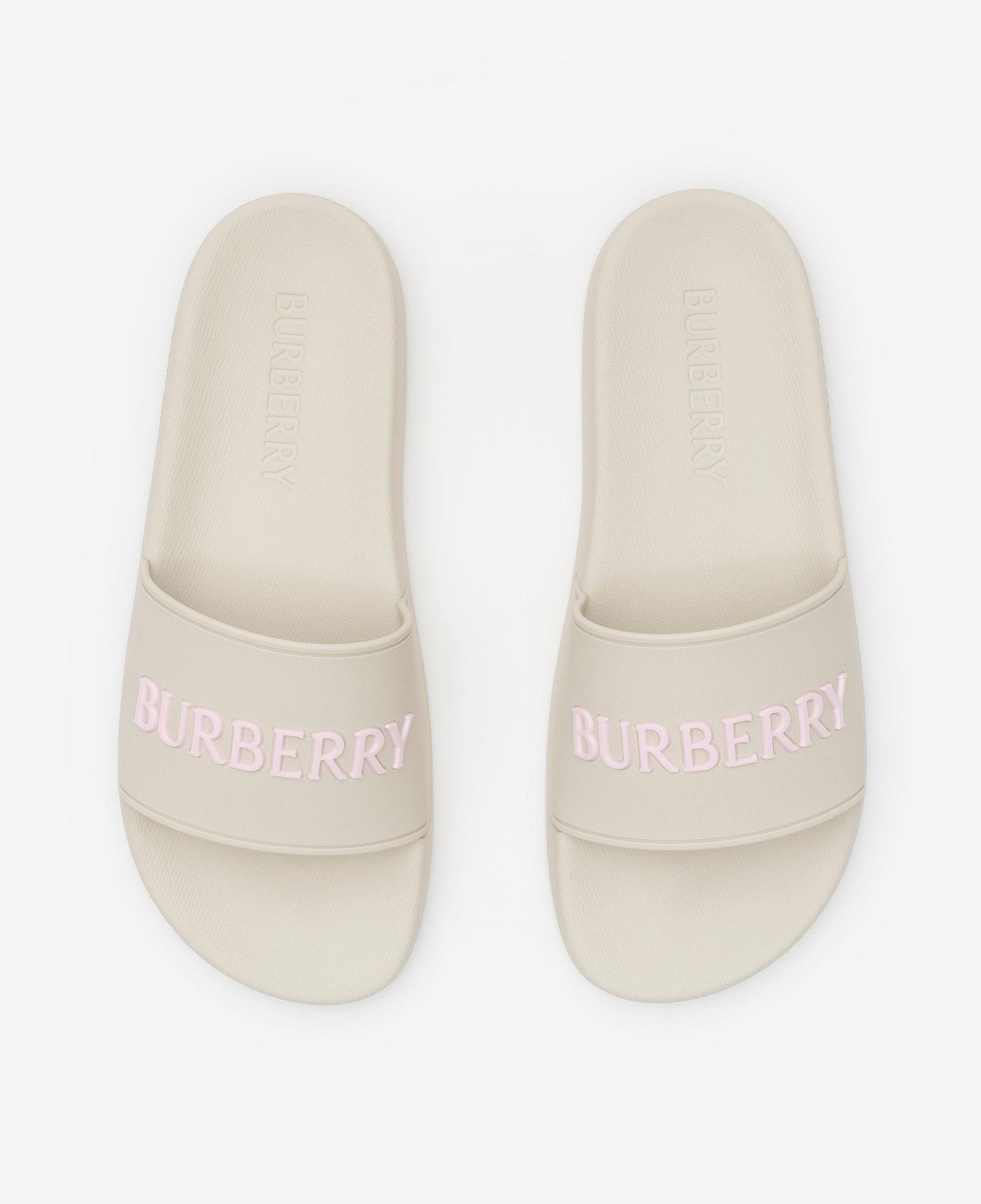 Burberry Logo Kadın Krem Terlik