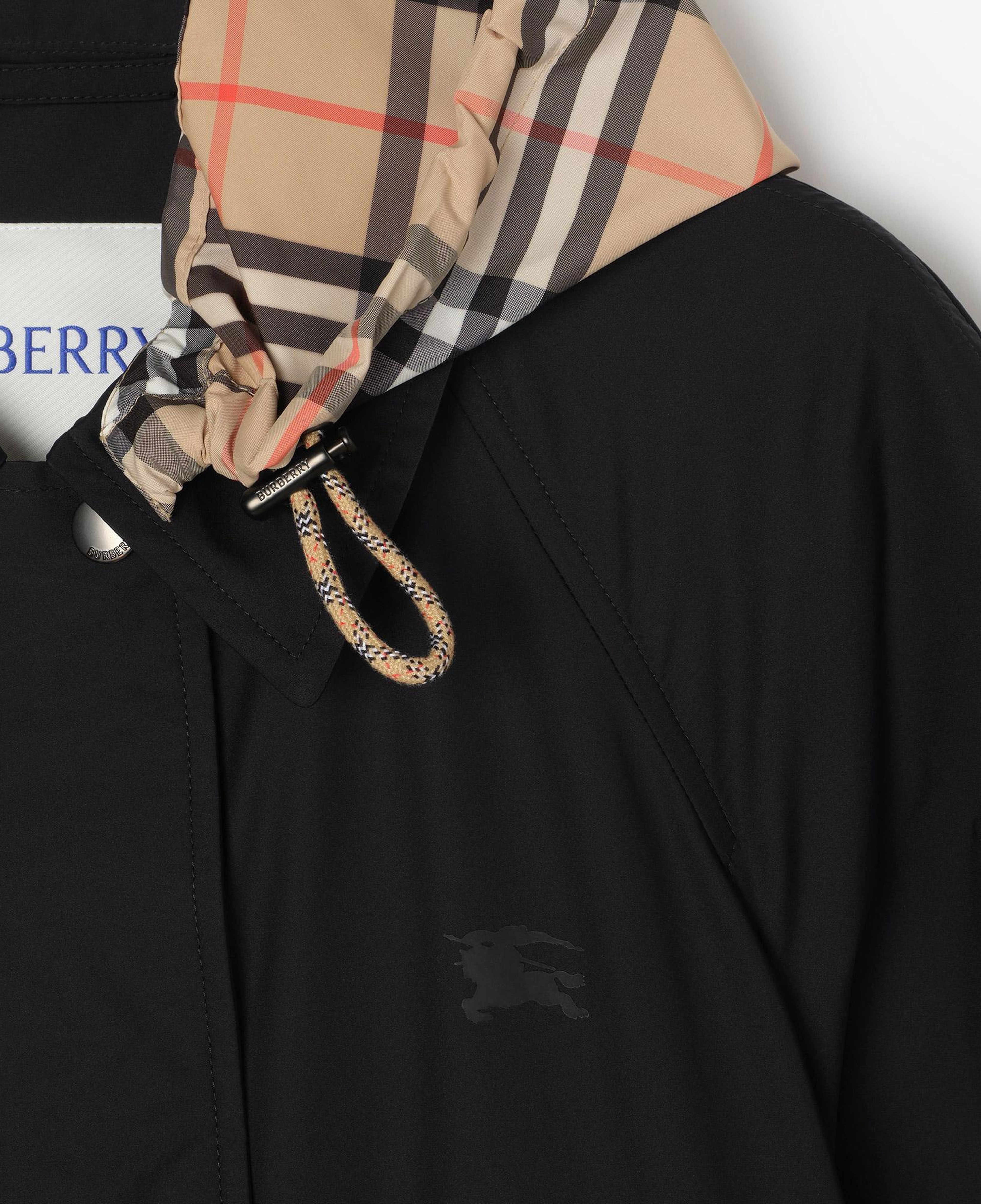 Burberry Newbury Kadın Siyah Parka