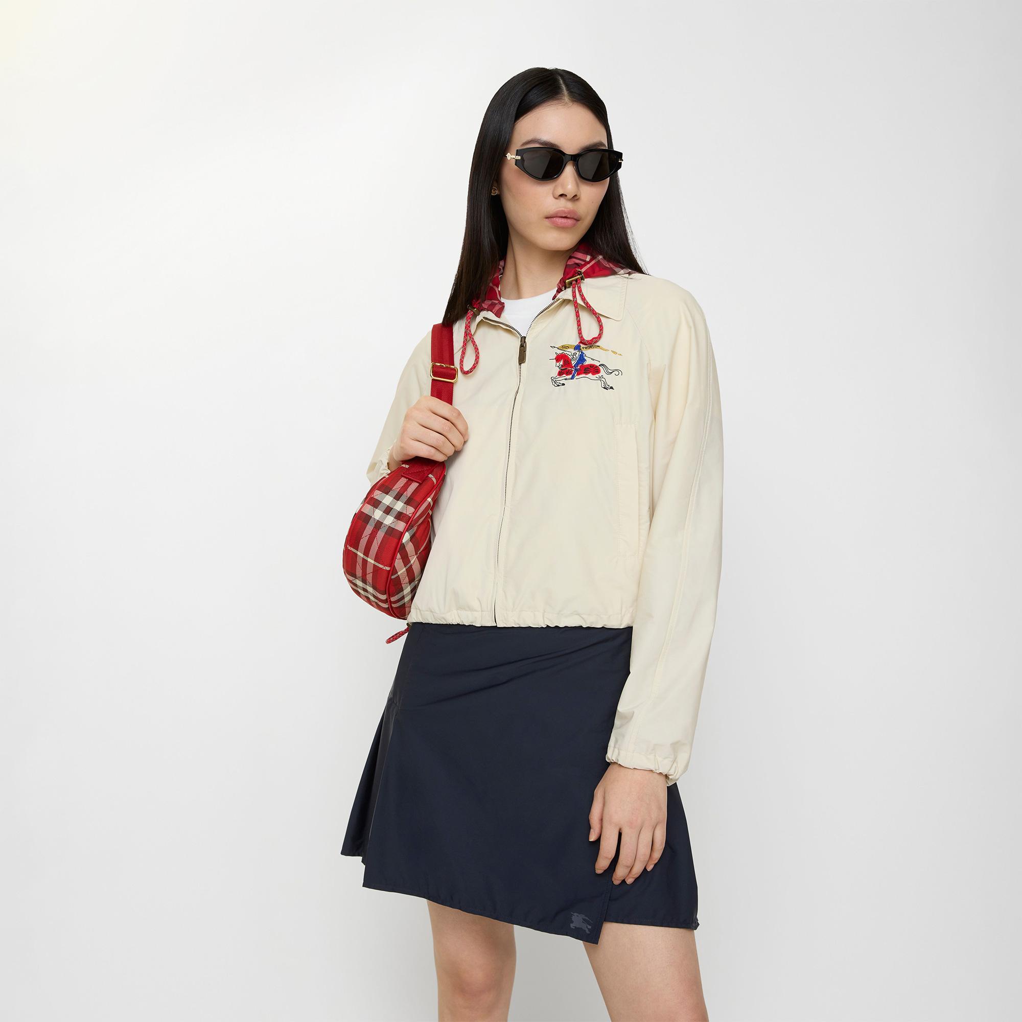 Burberry Cropped Newcott Hooded Kadın Krem Mont