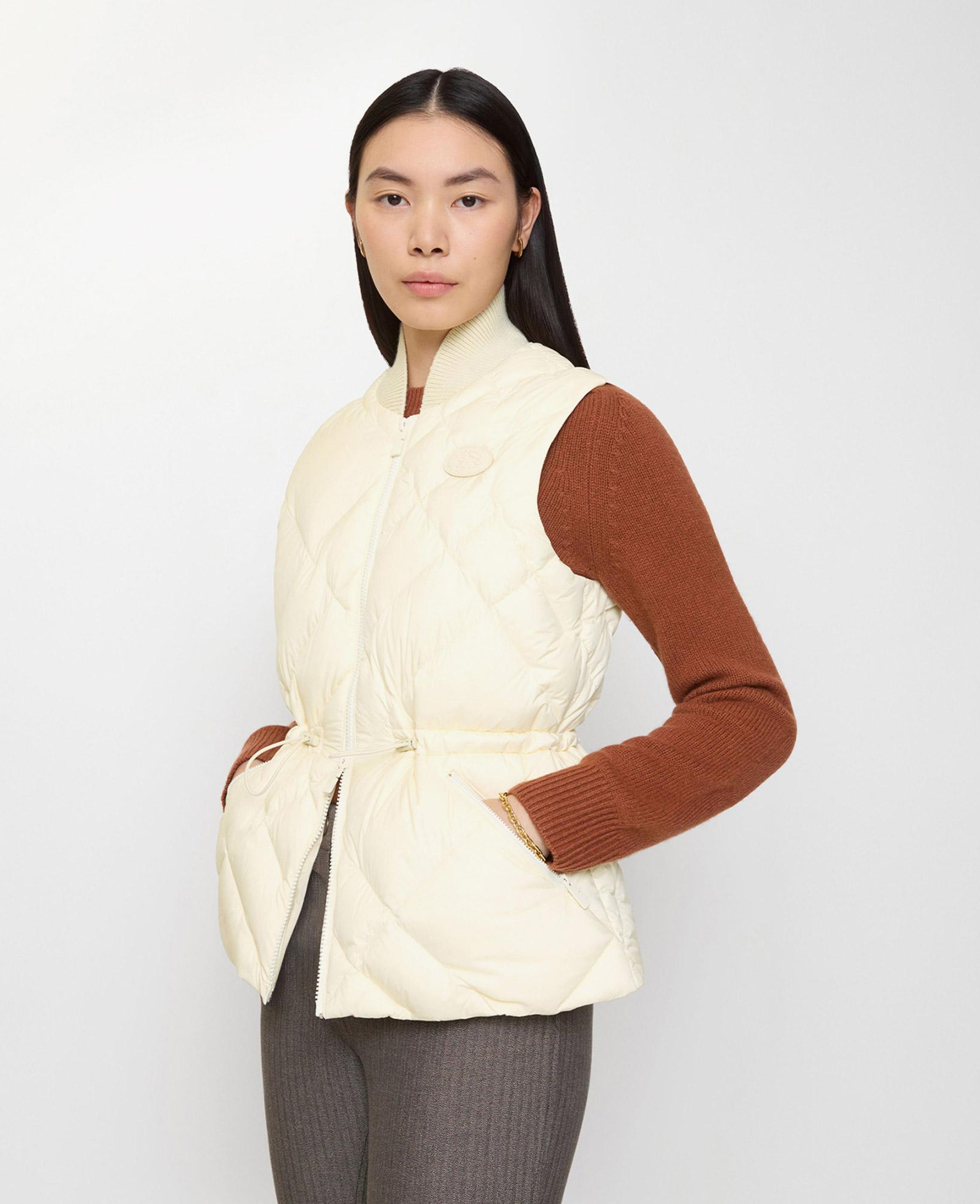Burberry Check-Stitch Nylon Gilet Kadın Beyaz Yelek