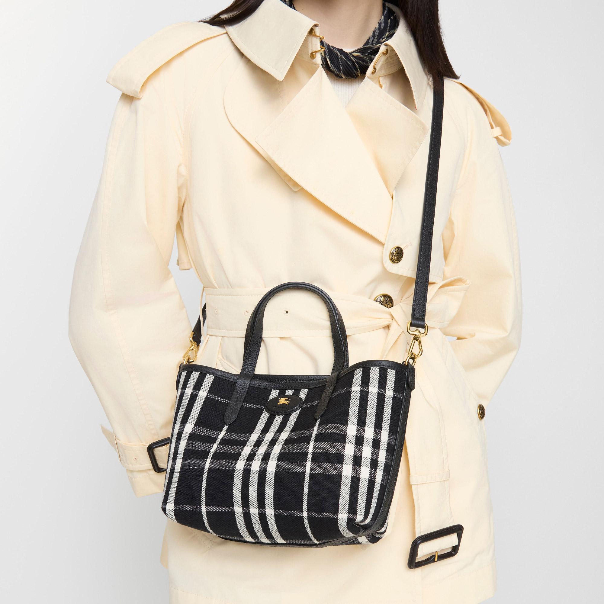 Burberry Reversıble Tote Kadın Siyah El Çantası