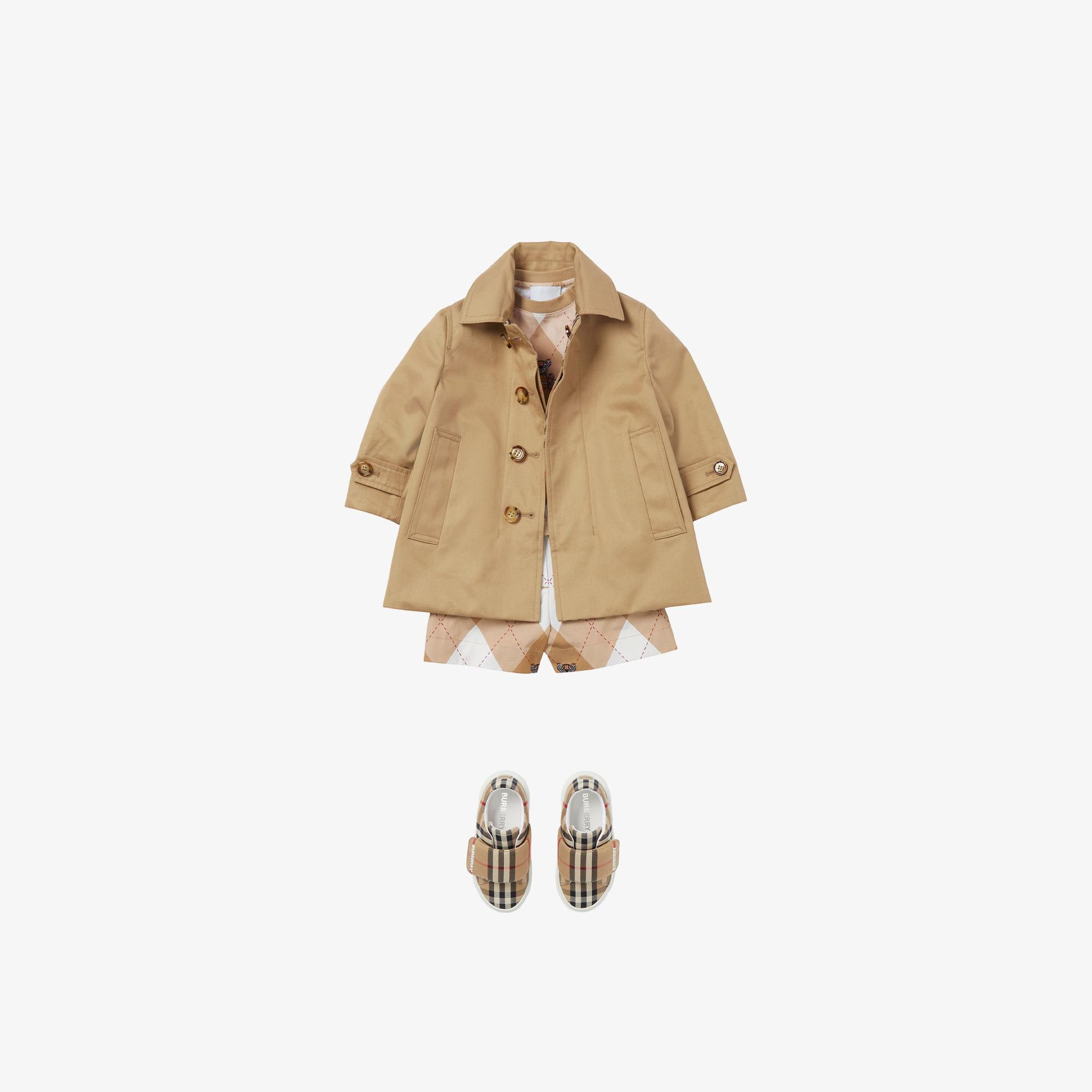 Burberry Reversible Check Gabardine Car Çocuk Bej Trençkot
