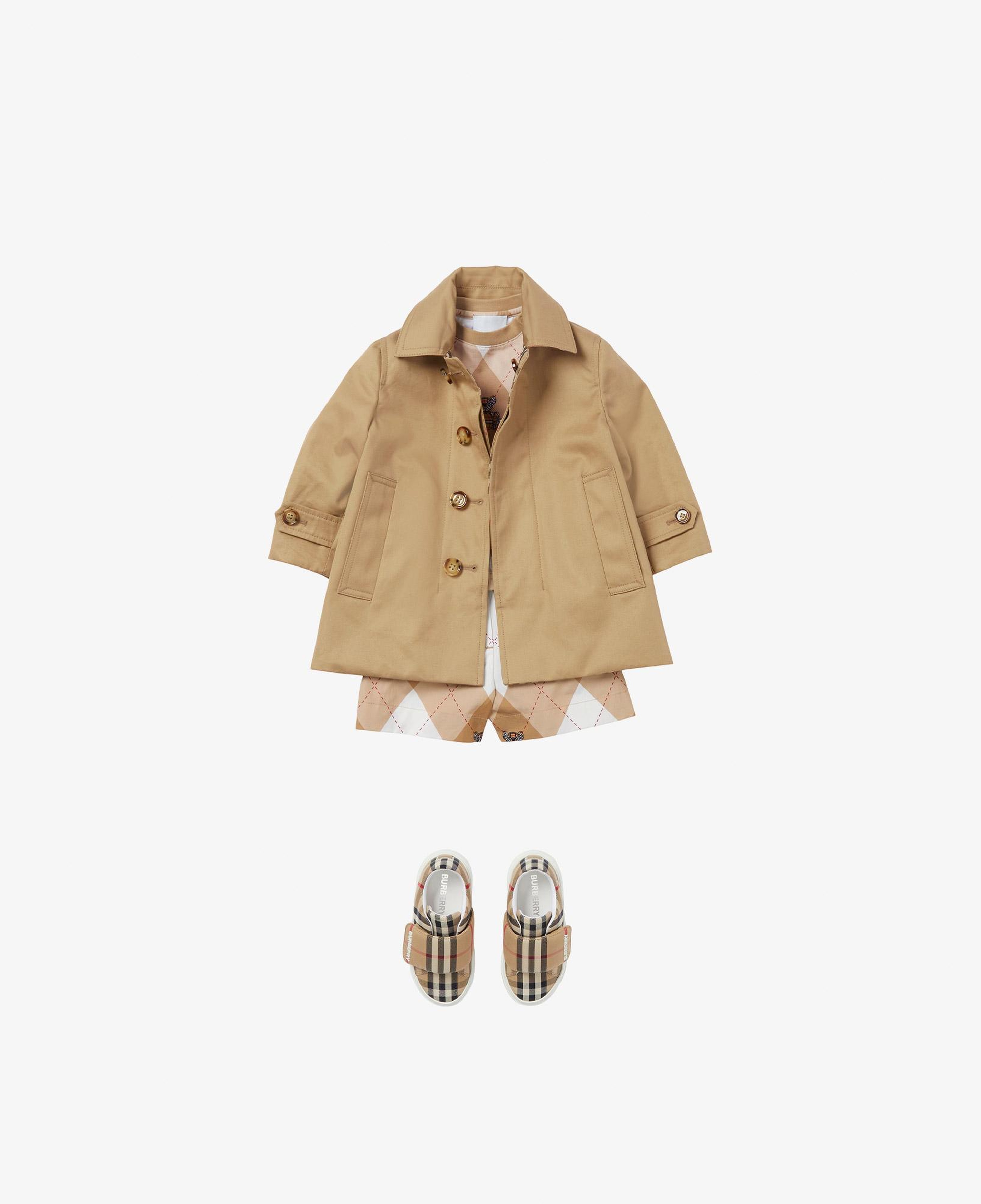 Burberry Reversible Check Gabardine Car Çocuk Bej Trençkot